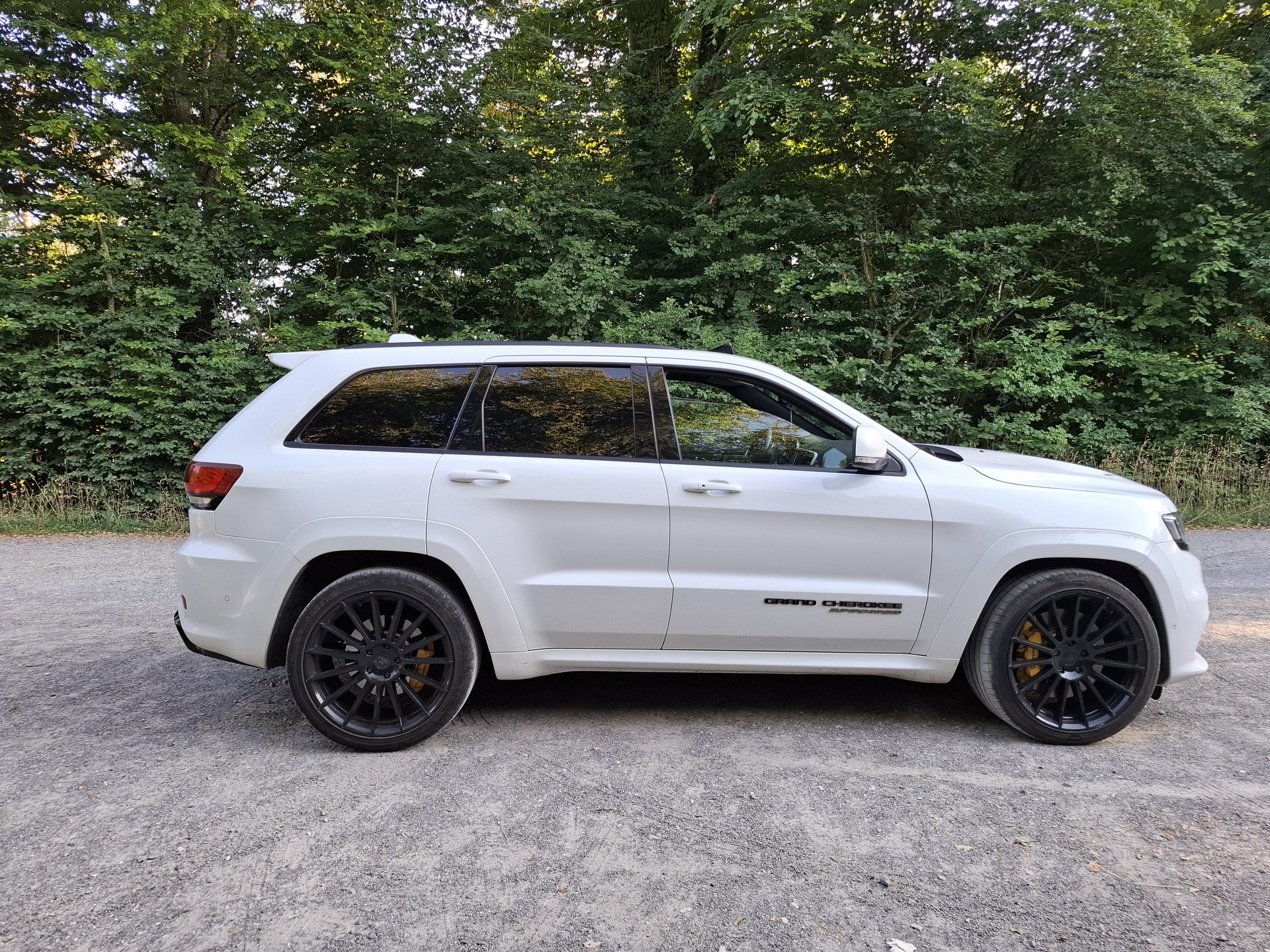 JEEP 6.2 V8 HEMI Trackhawk-image-3