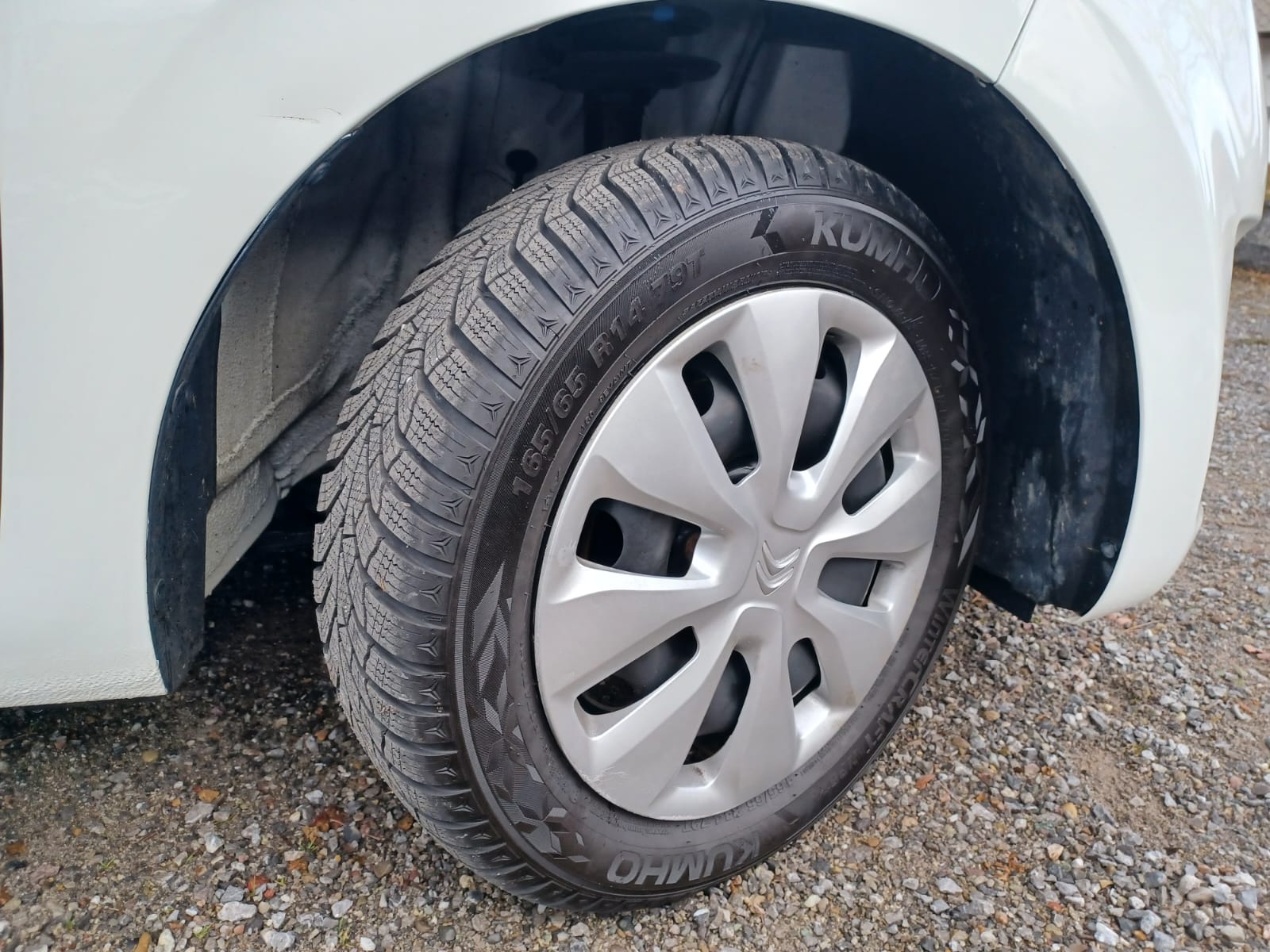 CITROEN C1 1.0 VTi Feel Edition Airscape-image-12