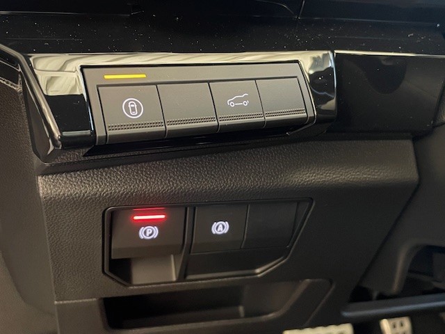 RENAULT Austral 1.2 HEV 200 esprit Alpine A-image-11