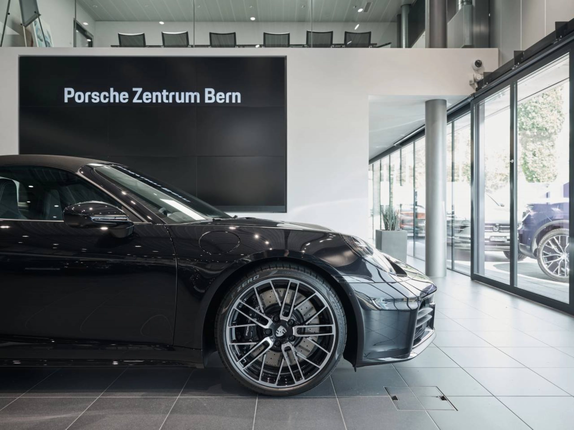 PORSCHE 911 Targa 4S-image-20