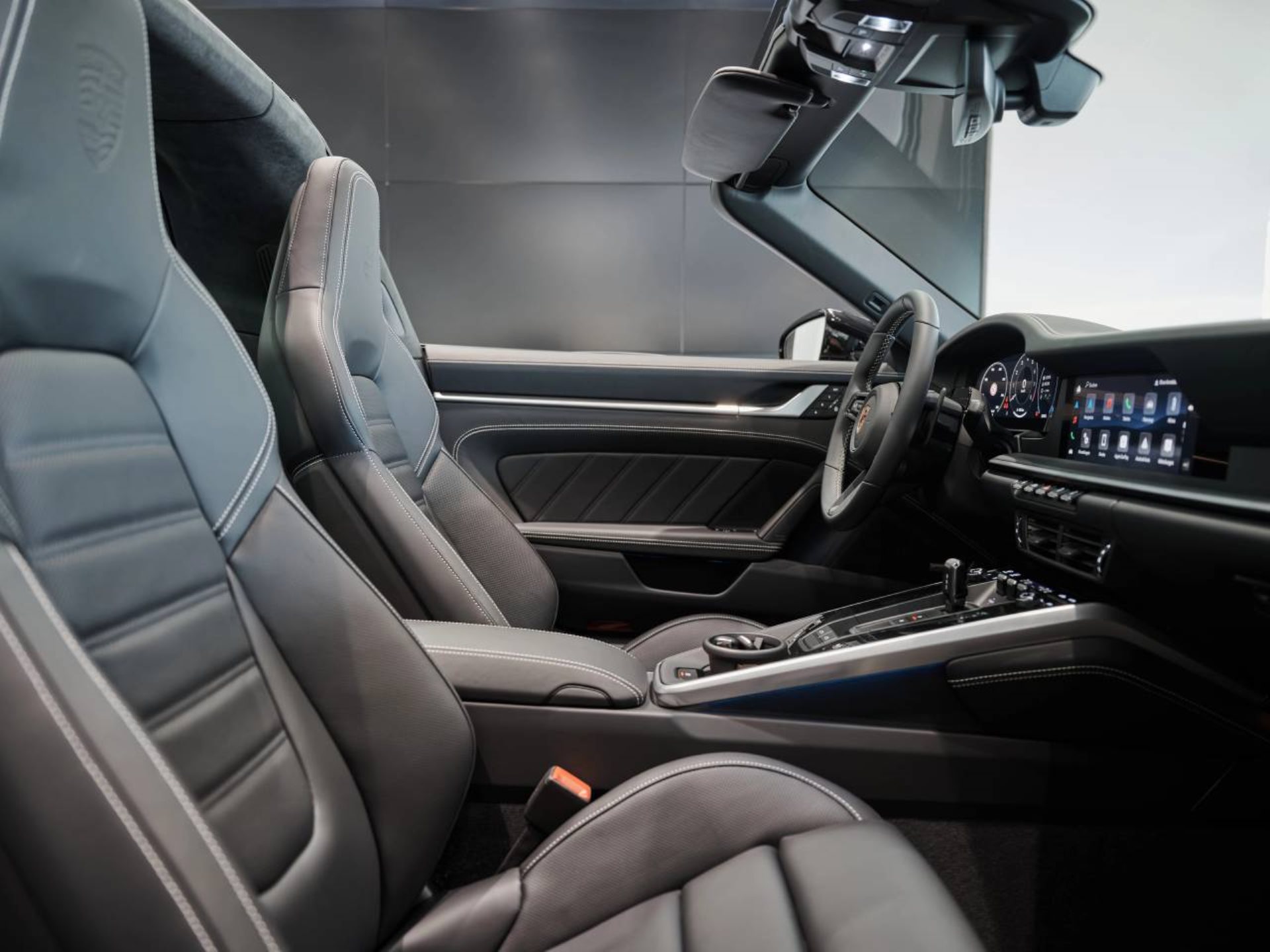 PORSCHE 911 Targa 4S-image-24