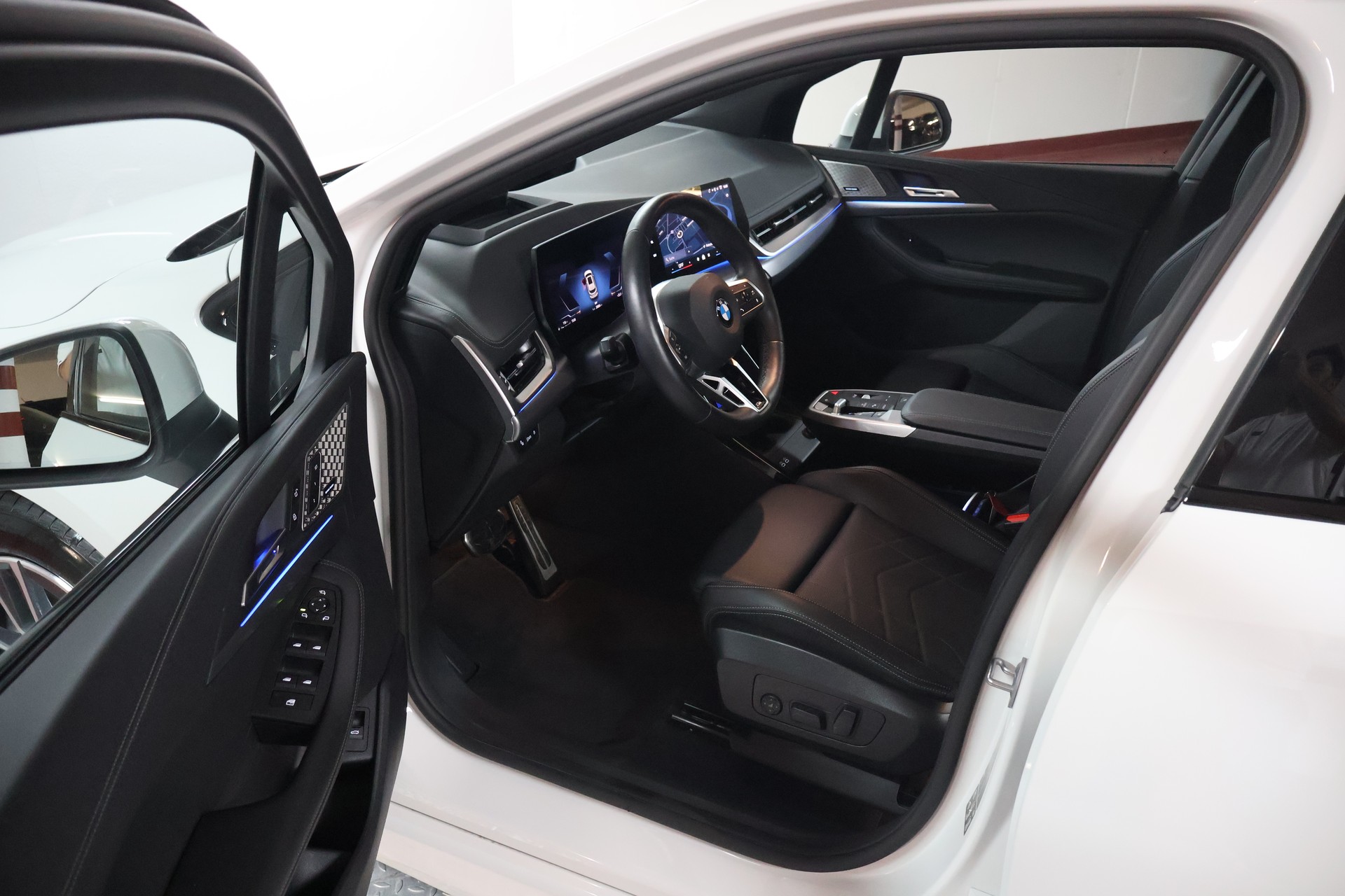 BMW 223d Active Tourer xDrive M Sport DKG-image-7