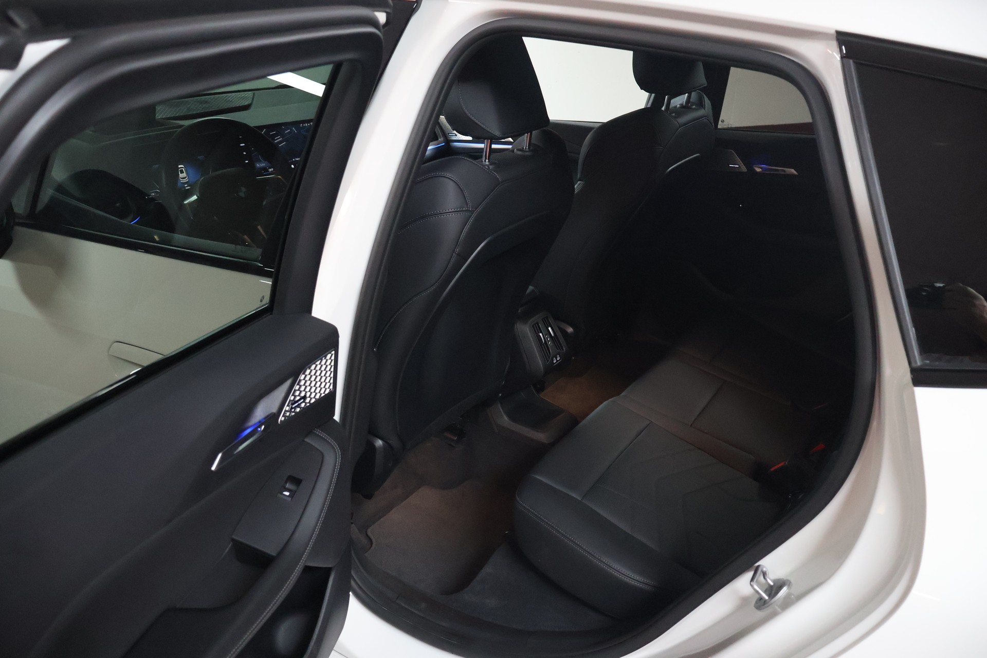 BMW 223d Active Tourer xDrive M Sport DKG-image-11