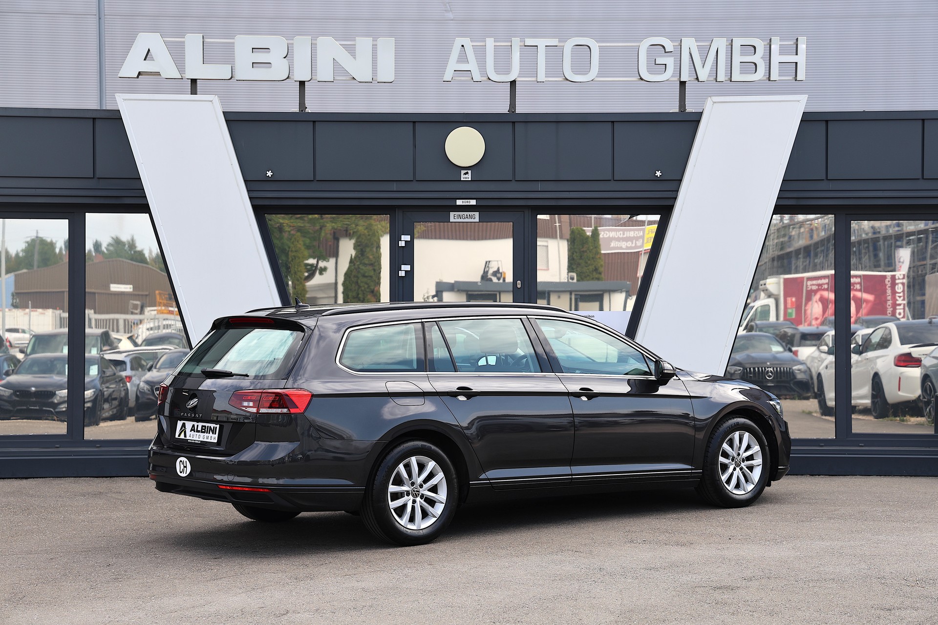 VW Passat Variant 2.0 TDI 150 Business DSG-showroom-element-3