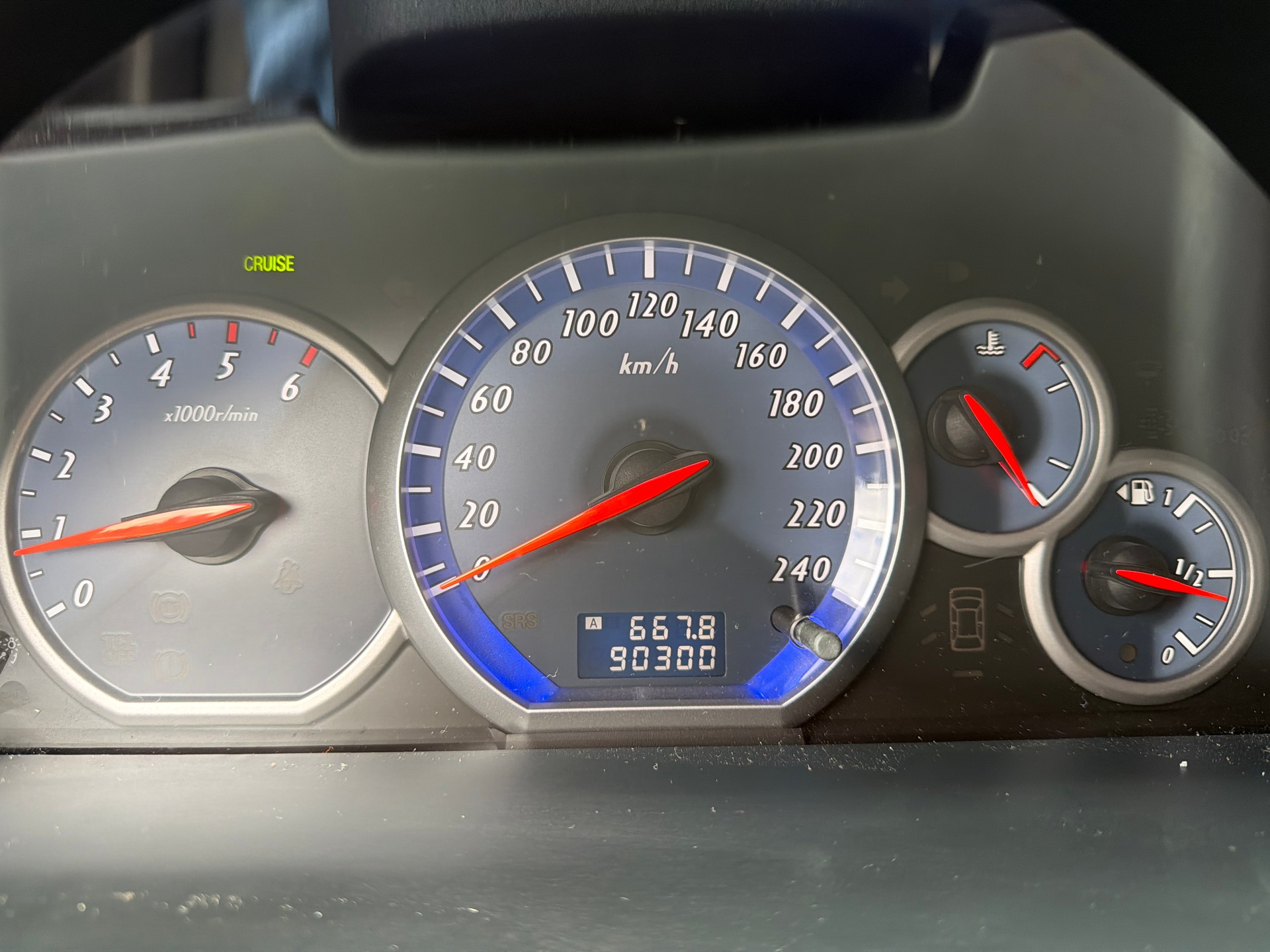 MITSUBISHI Grandis 2.0 16V DID Swiss Edition-image-14