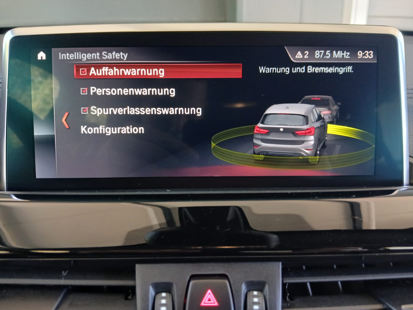 BMW X1 20d xDrive-image-13