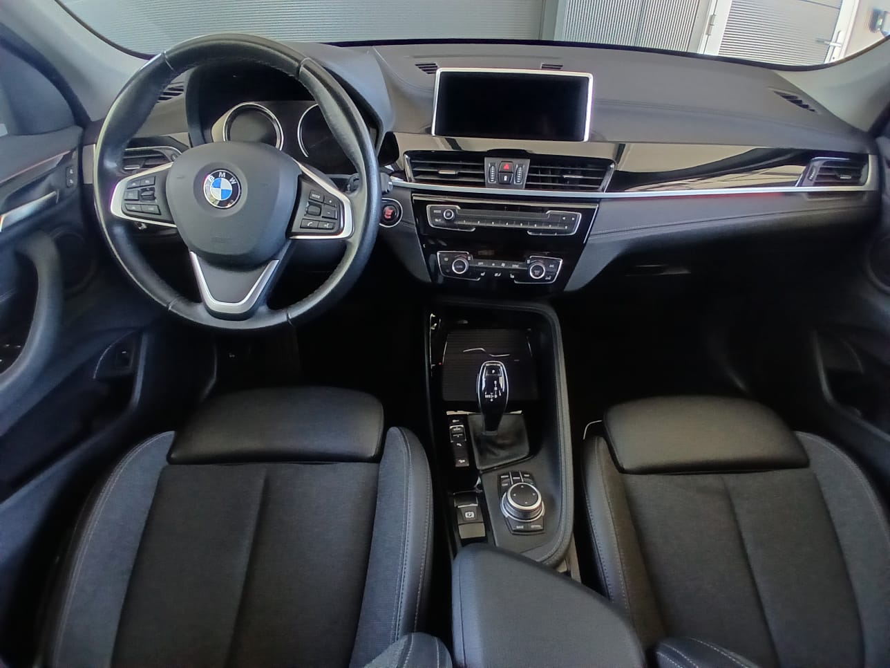 BMW X1 20d xDrive-image-6