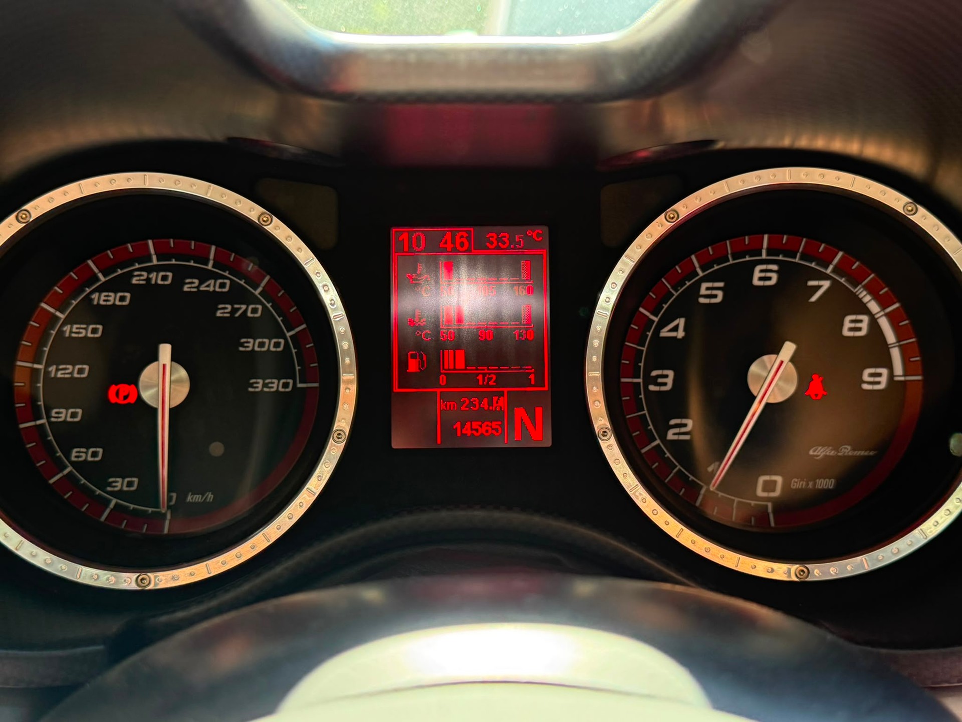 ALFA ROMEO 8C Competizione V8-image-10