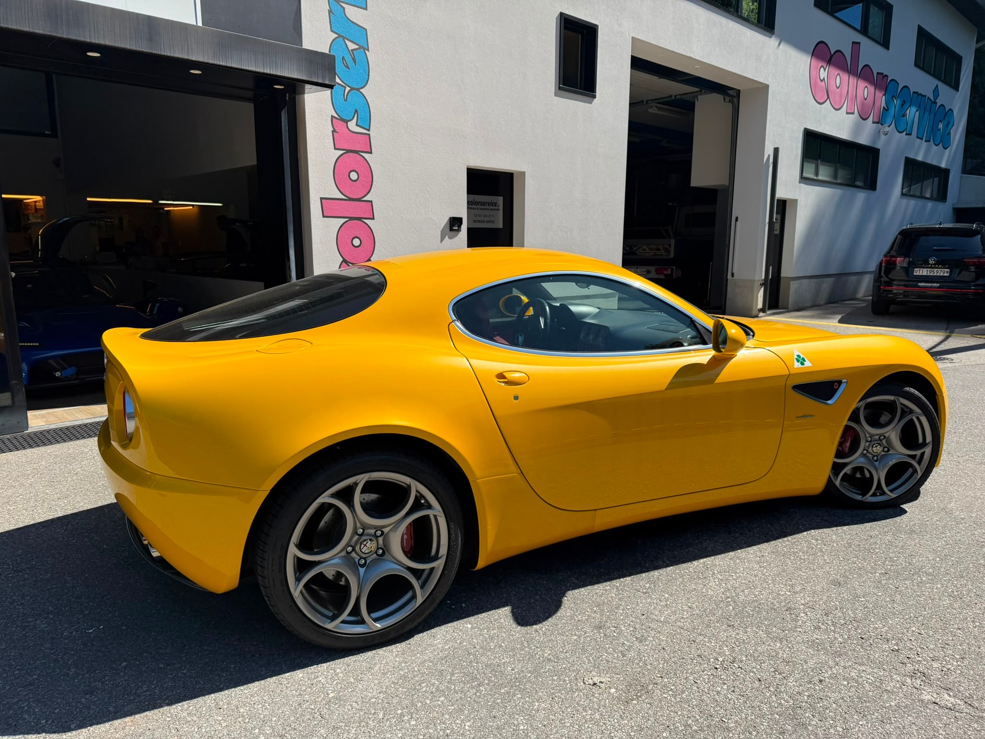 ALFA ROMEO 8C Competizione V8-image-3