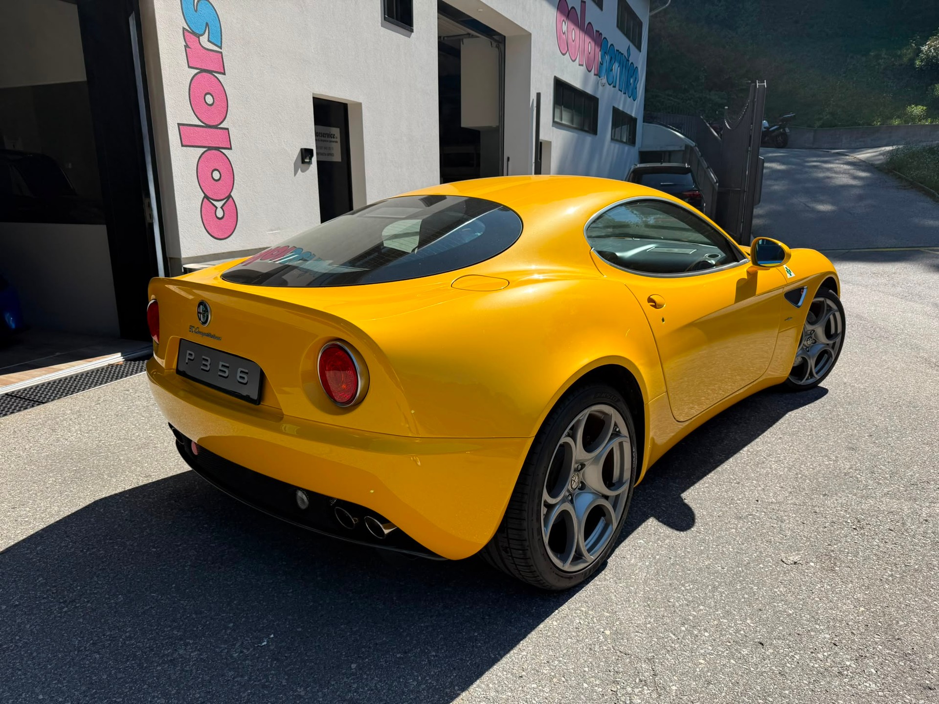 ALFA ROMEO 8C Competizione V8-image-4