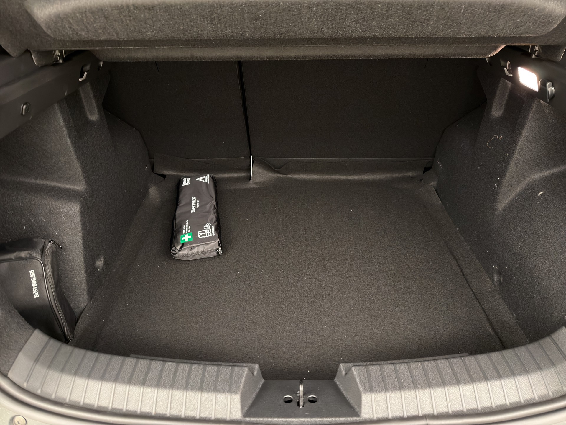 DACIA Duster 1.2 Hybrid Journey 4WD-image-12
