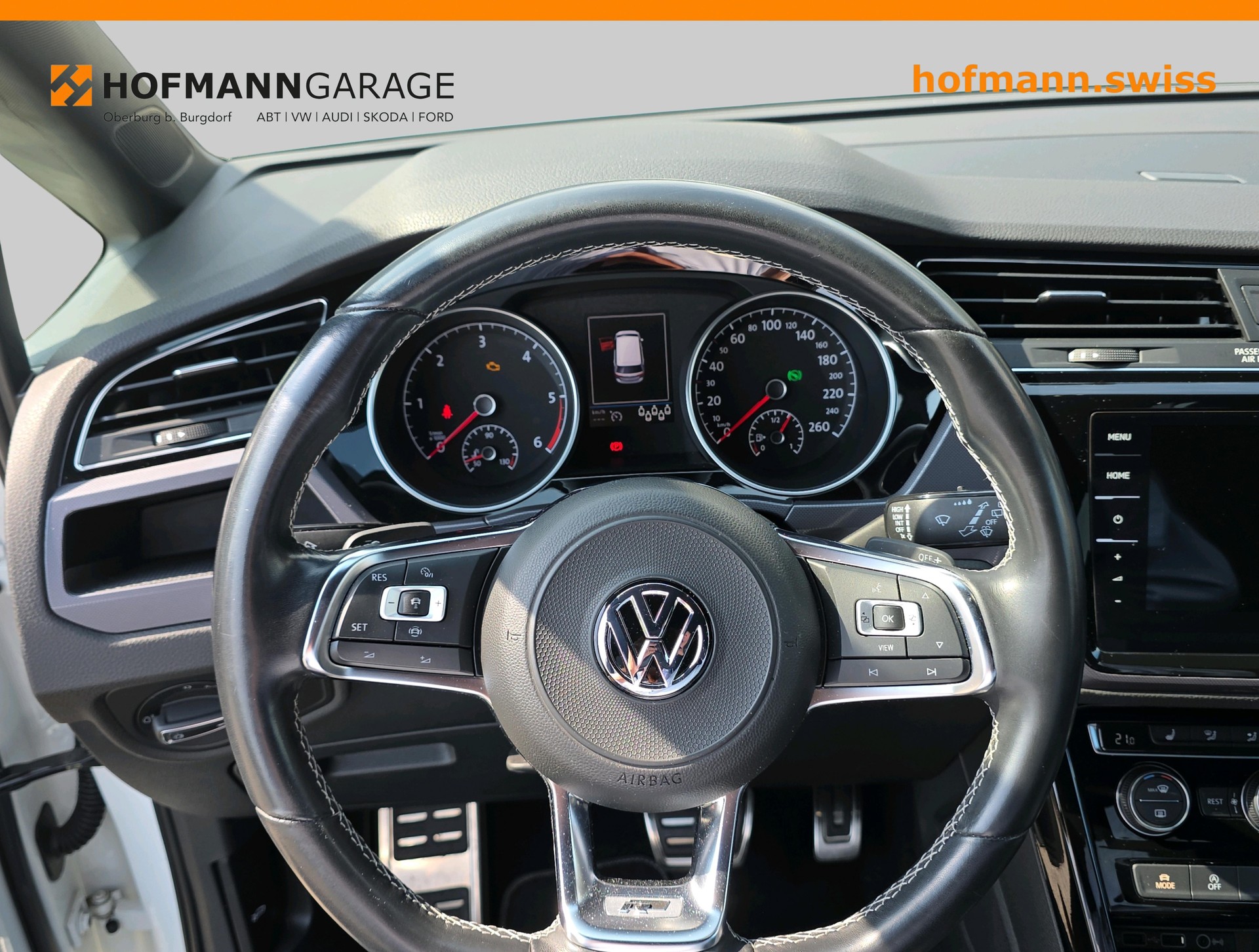 VW Touran 2.0 TDI BlueMotion Technology Highline DSG - 7-Plätzer - AHK demontierbar-image-12