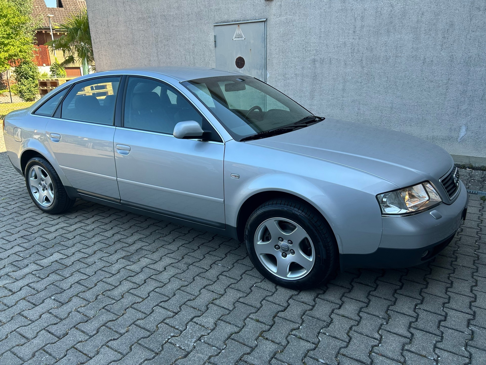 AUDI 2.8 E V6 30V-image-0