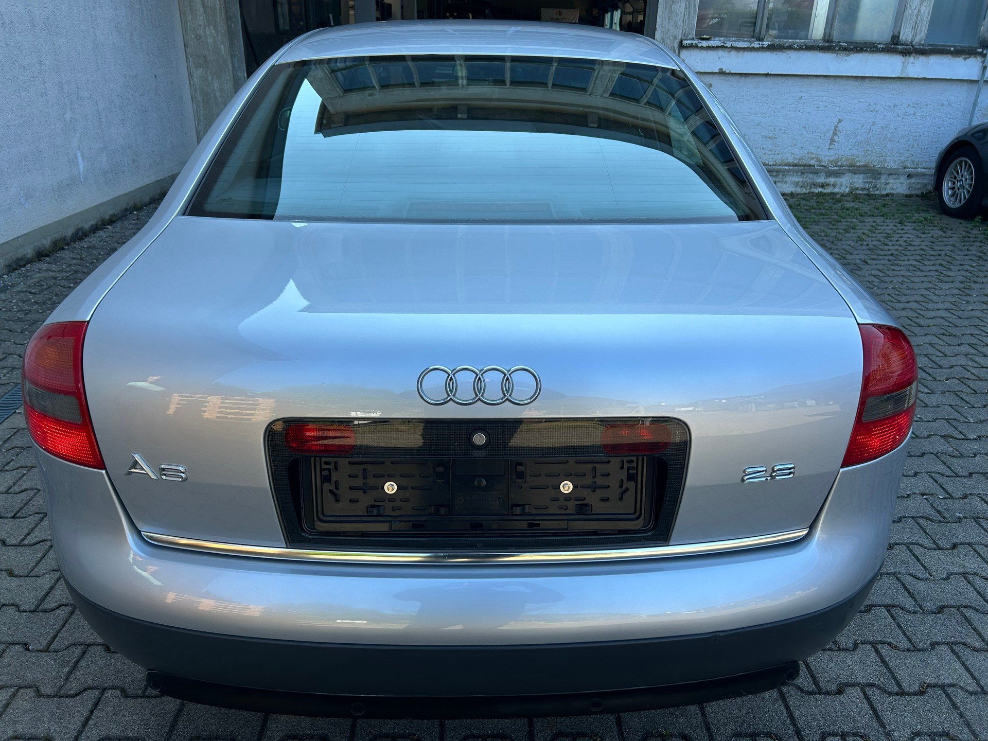 AUDI 2.8 E V6 30V-image-6