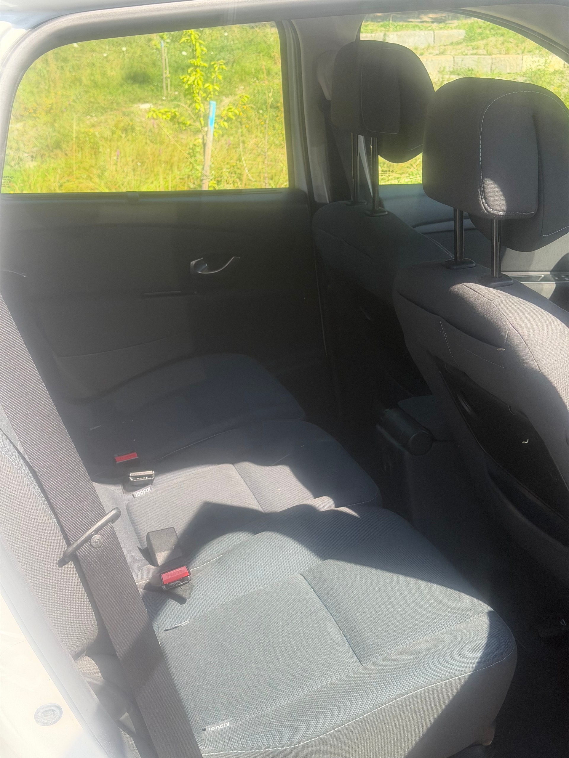 RENAULT Scénic 1.4 16V Turbo Privilège-image-6
