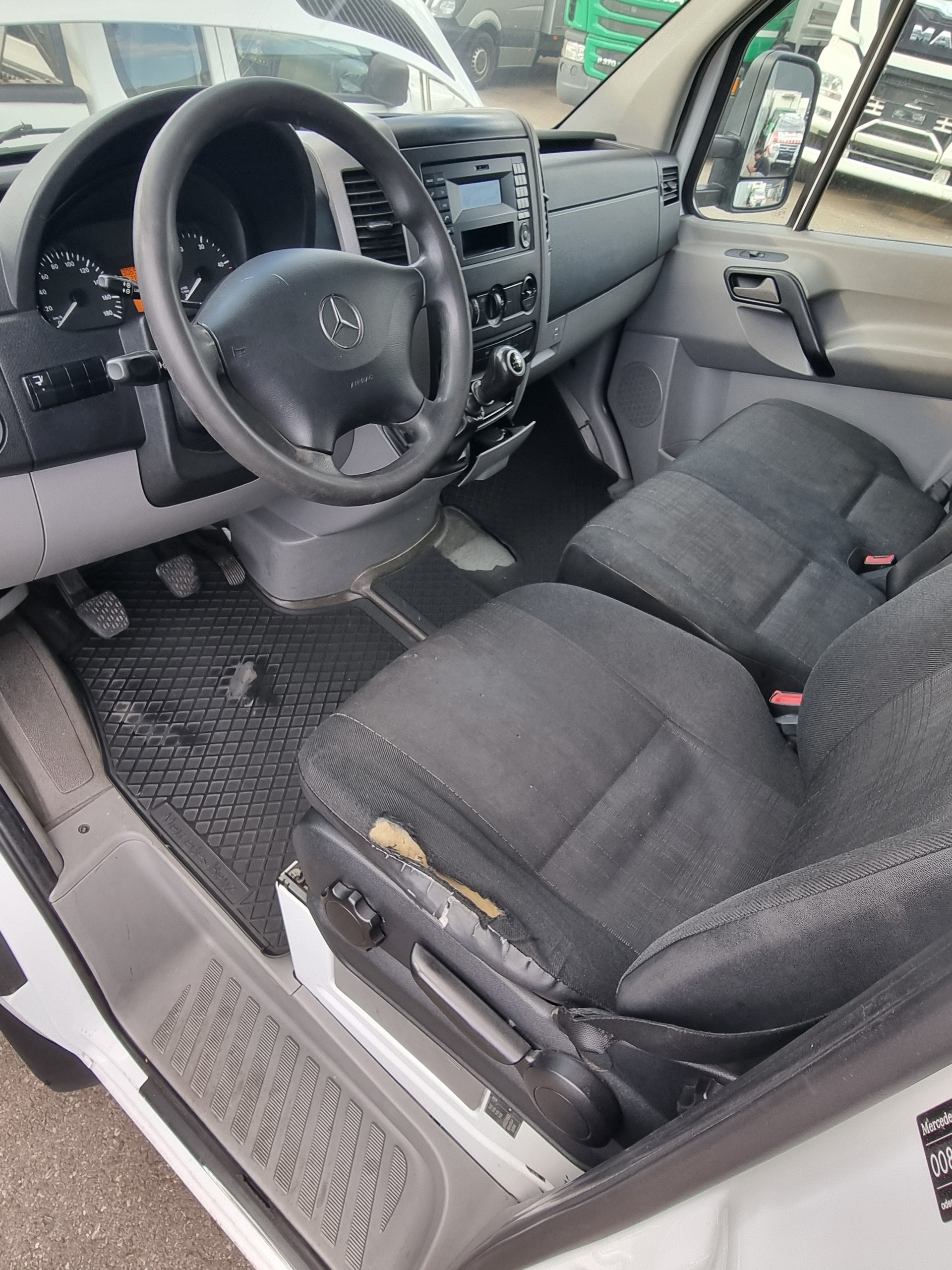 MERCEDES-BENZ Sprinter 316 CDI Standard-image-7