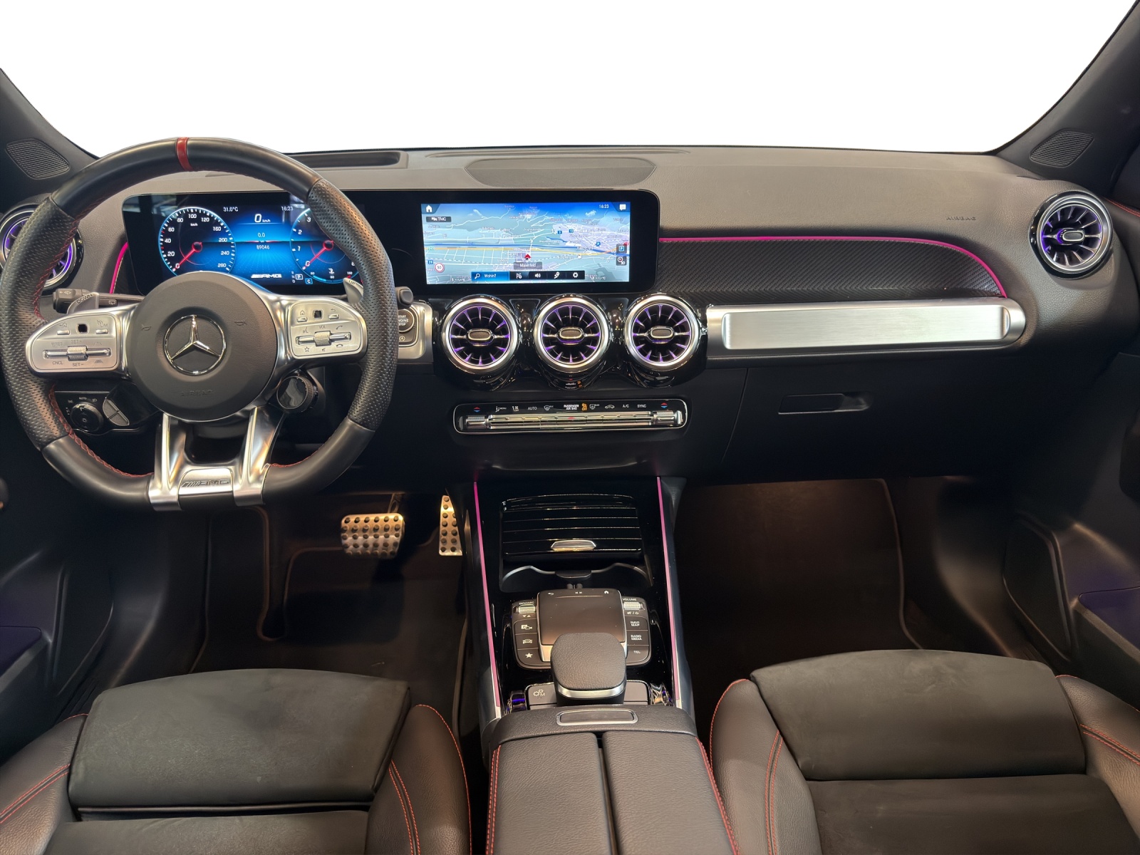 MERCEDES-BENZ GLB 35 AMG 4 MATIC-image-8