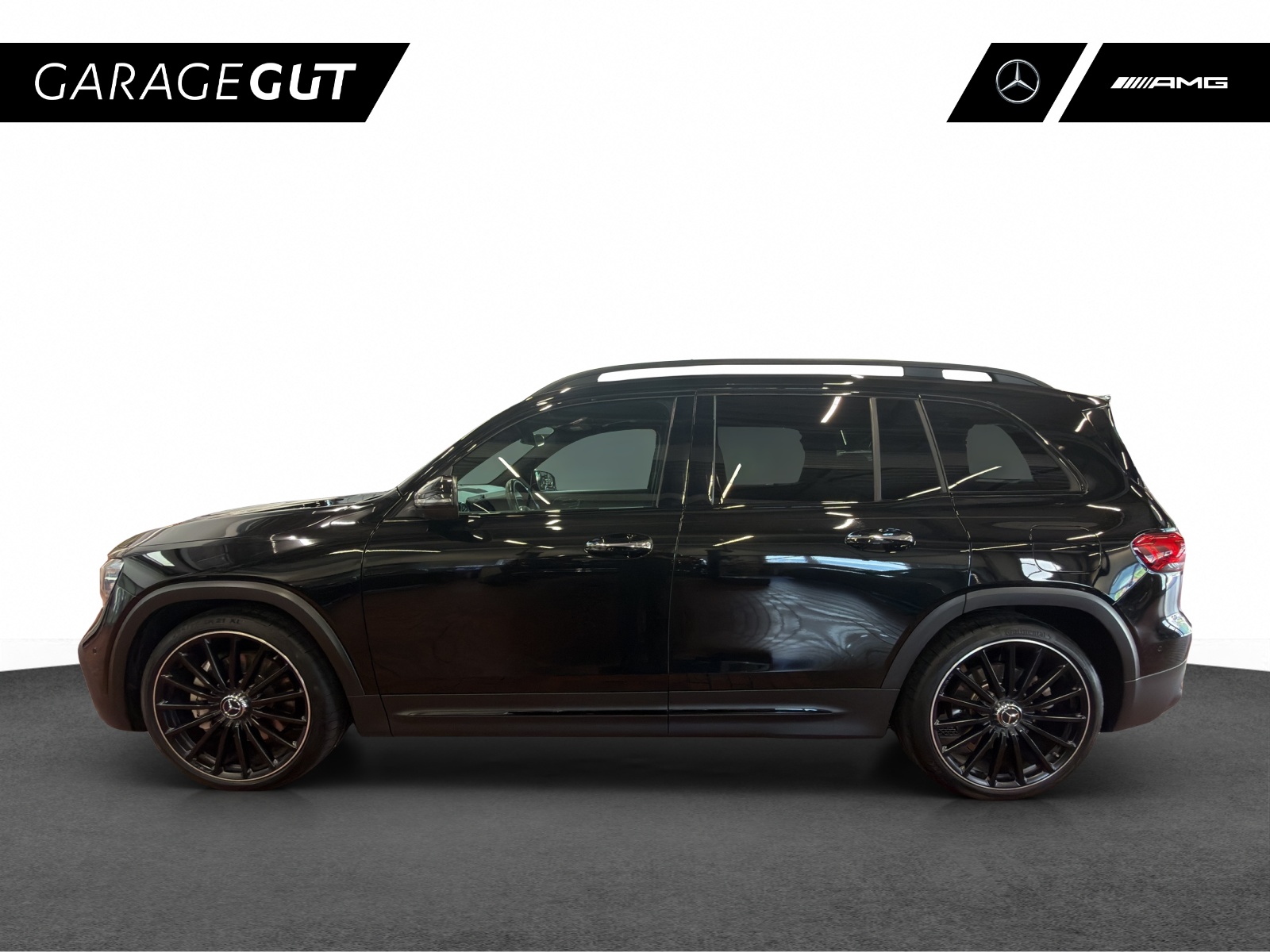 MERCEDES-BENZ GLB 35 AMG 4 MATIC-image-1