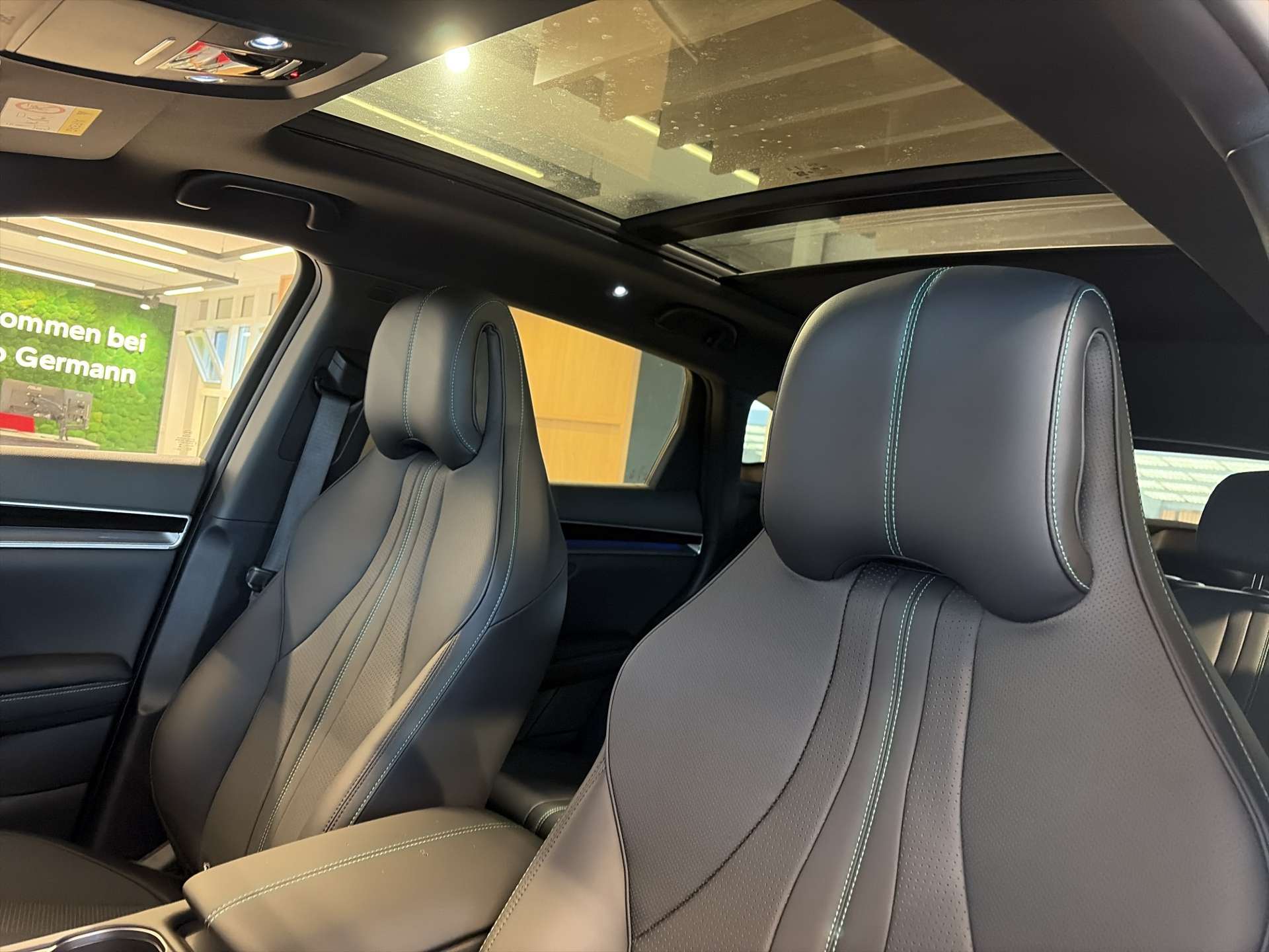 BYD Seal U DM-i PHEV Design AWD 324PS Automat-image-14