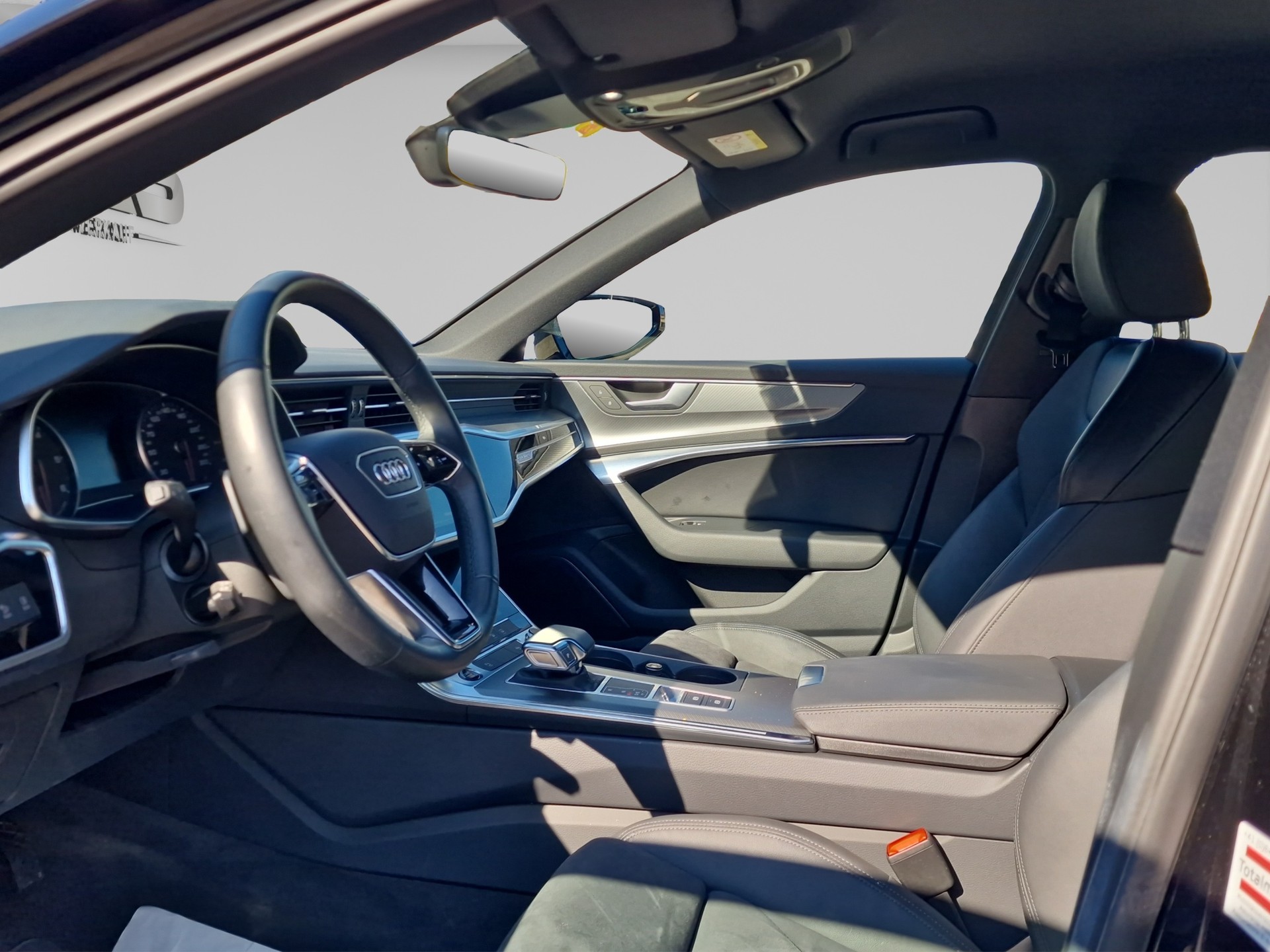 AUDI A6 Avant 40 TDI Design quattro S-tronic-image-8