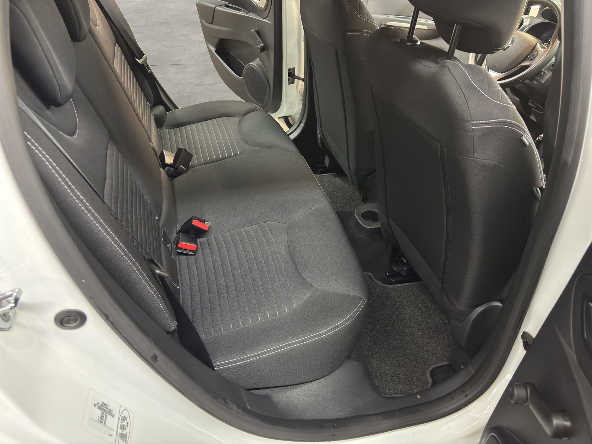 RENAULT Clio 1.2 16V T Limited EDC-image-20