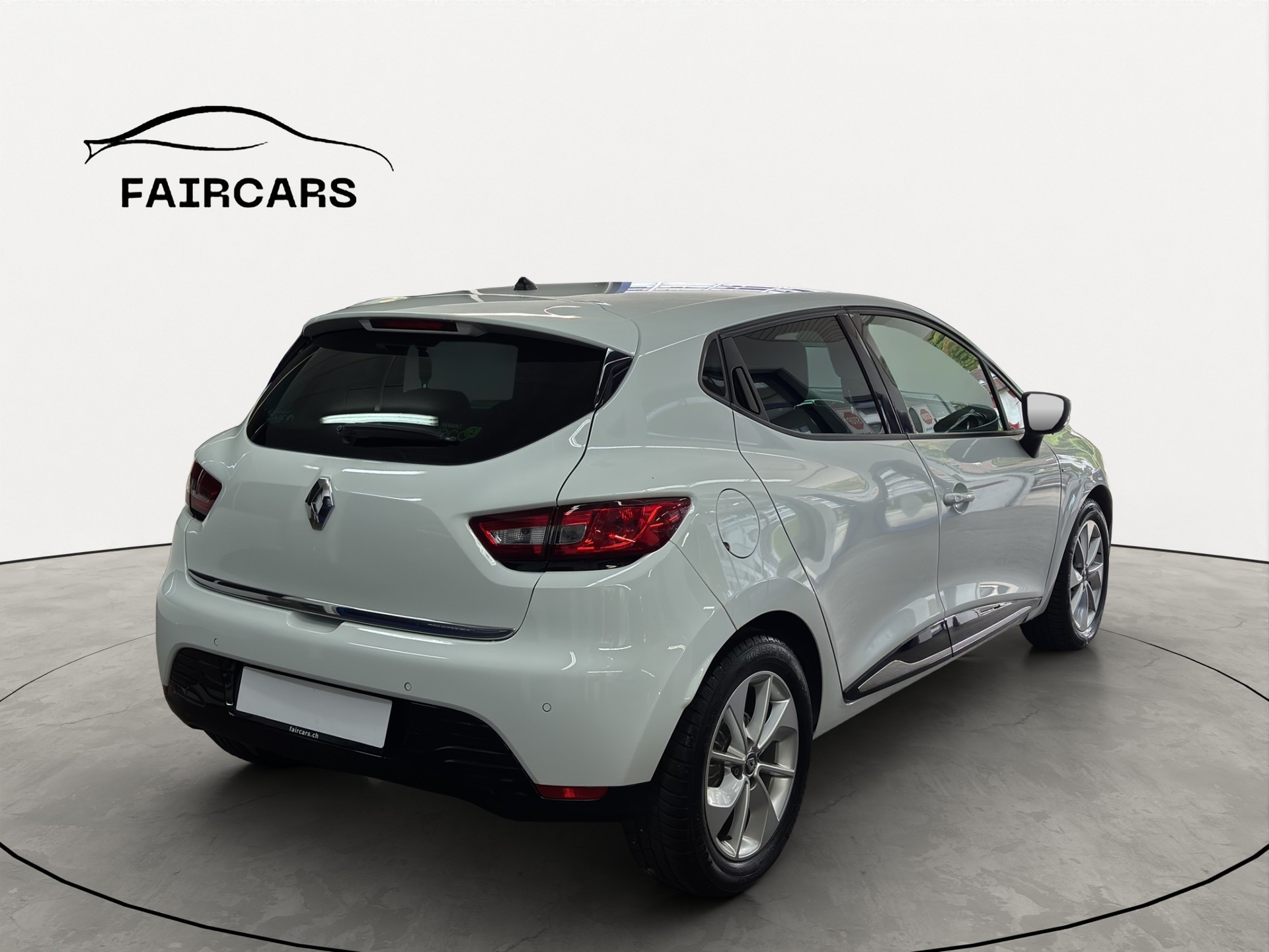 RENAULT Clio 1.2 16V T Limited EDC-image-5