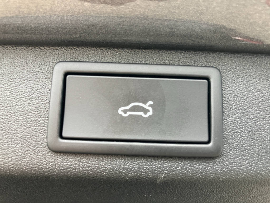 SKODA Elroq 85-image-21