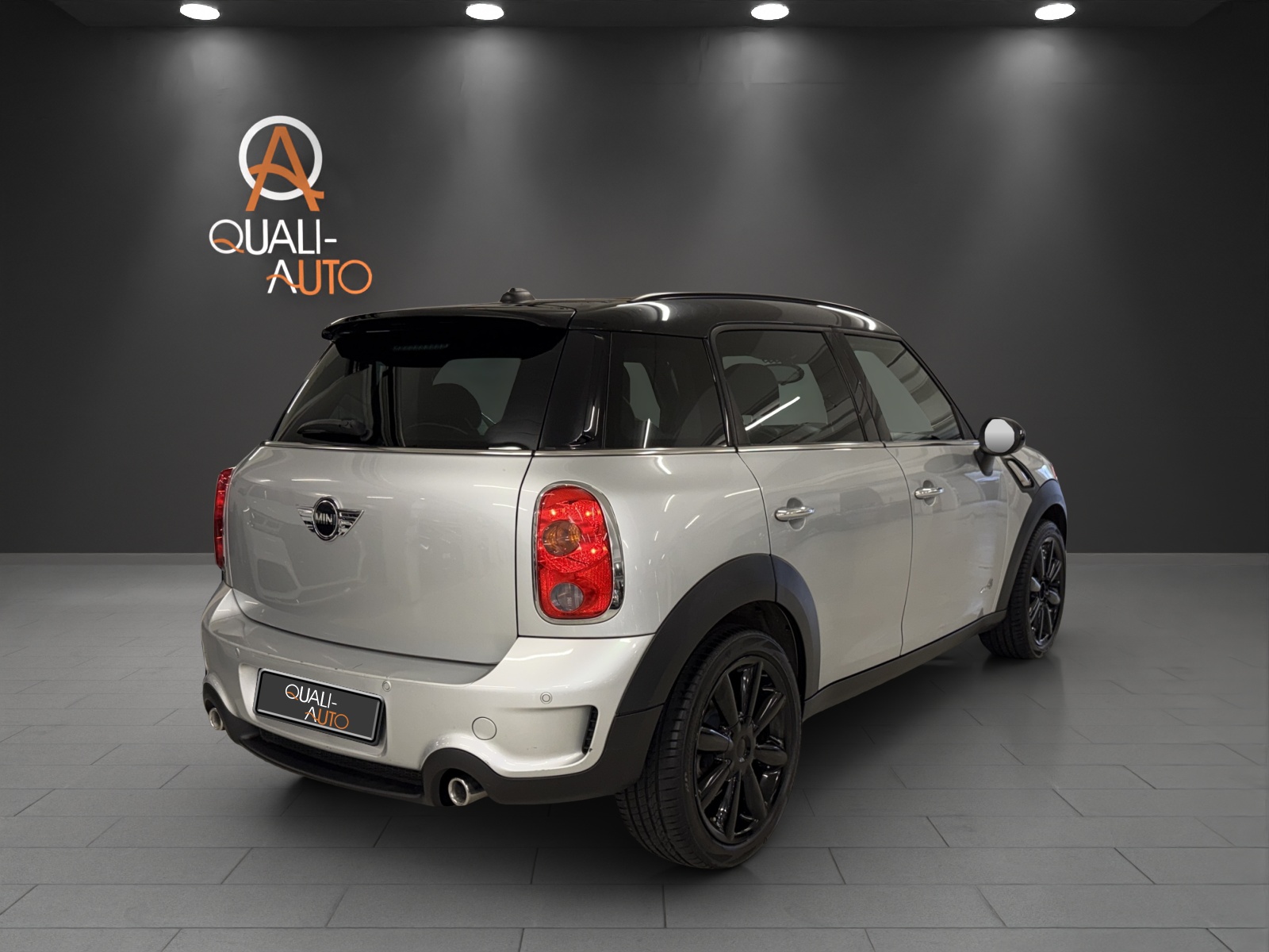 MINI Countryman Cooper S ALL4 Snowhill-image-5