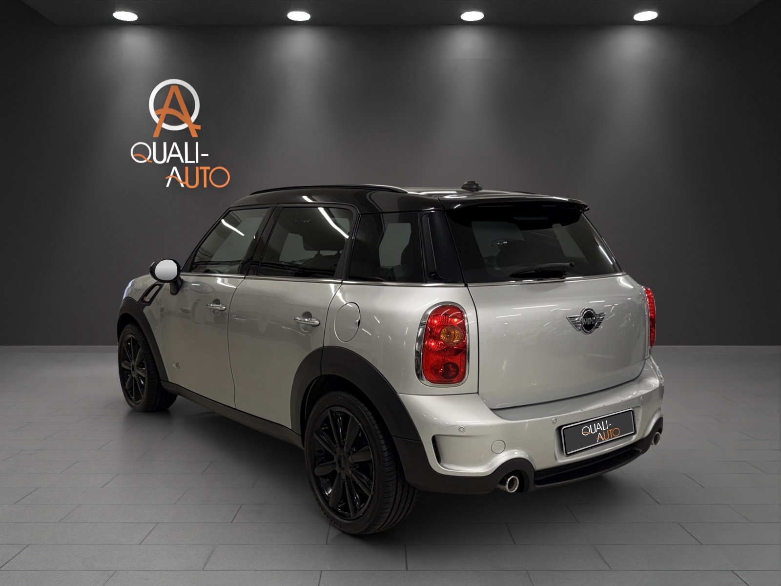 MINI Countryman Cooper S ALL4 Snowhill-image-3