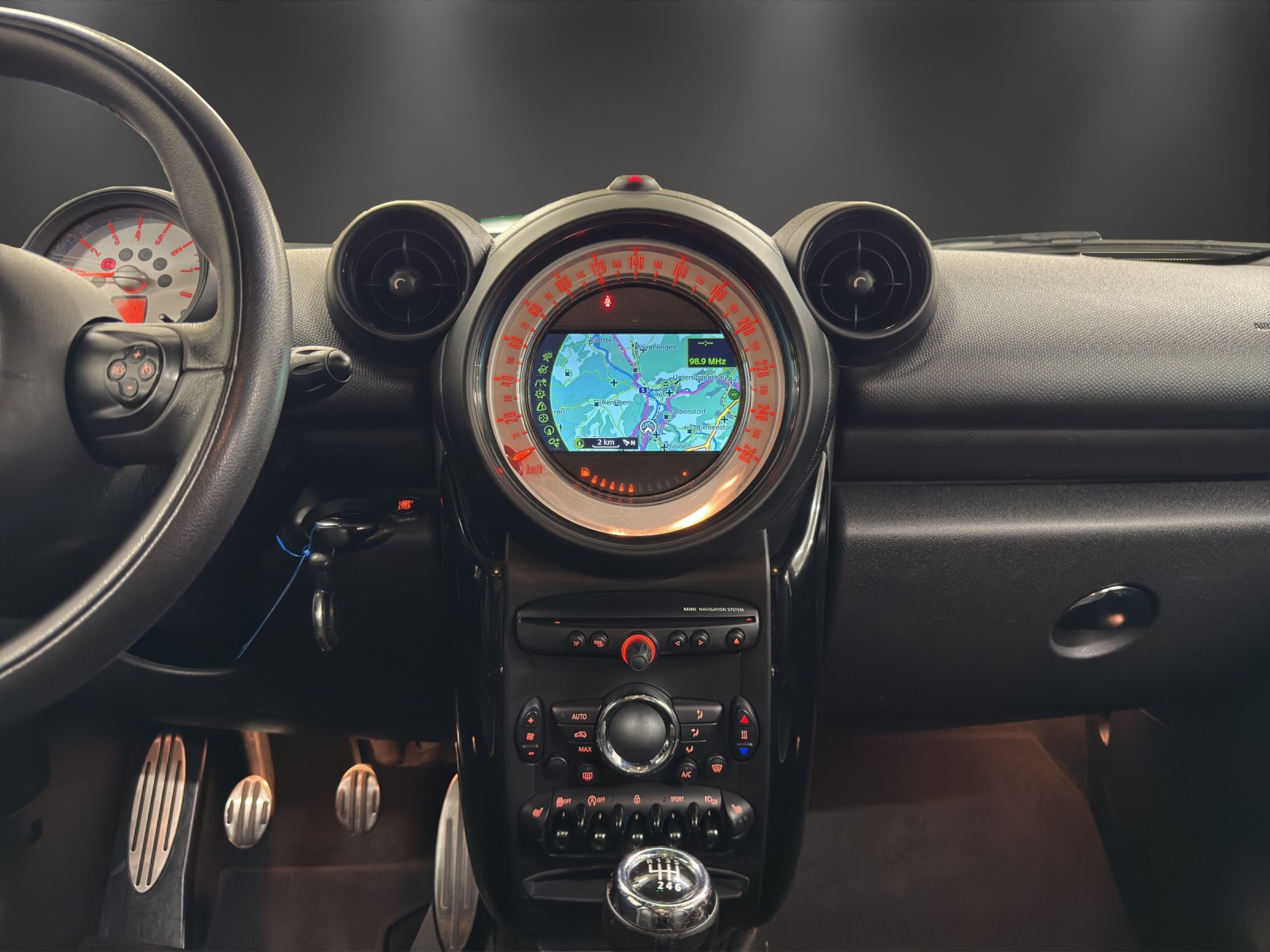 MINI Countryman Cooper S ALL4 Snowhill-image-10