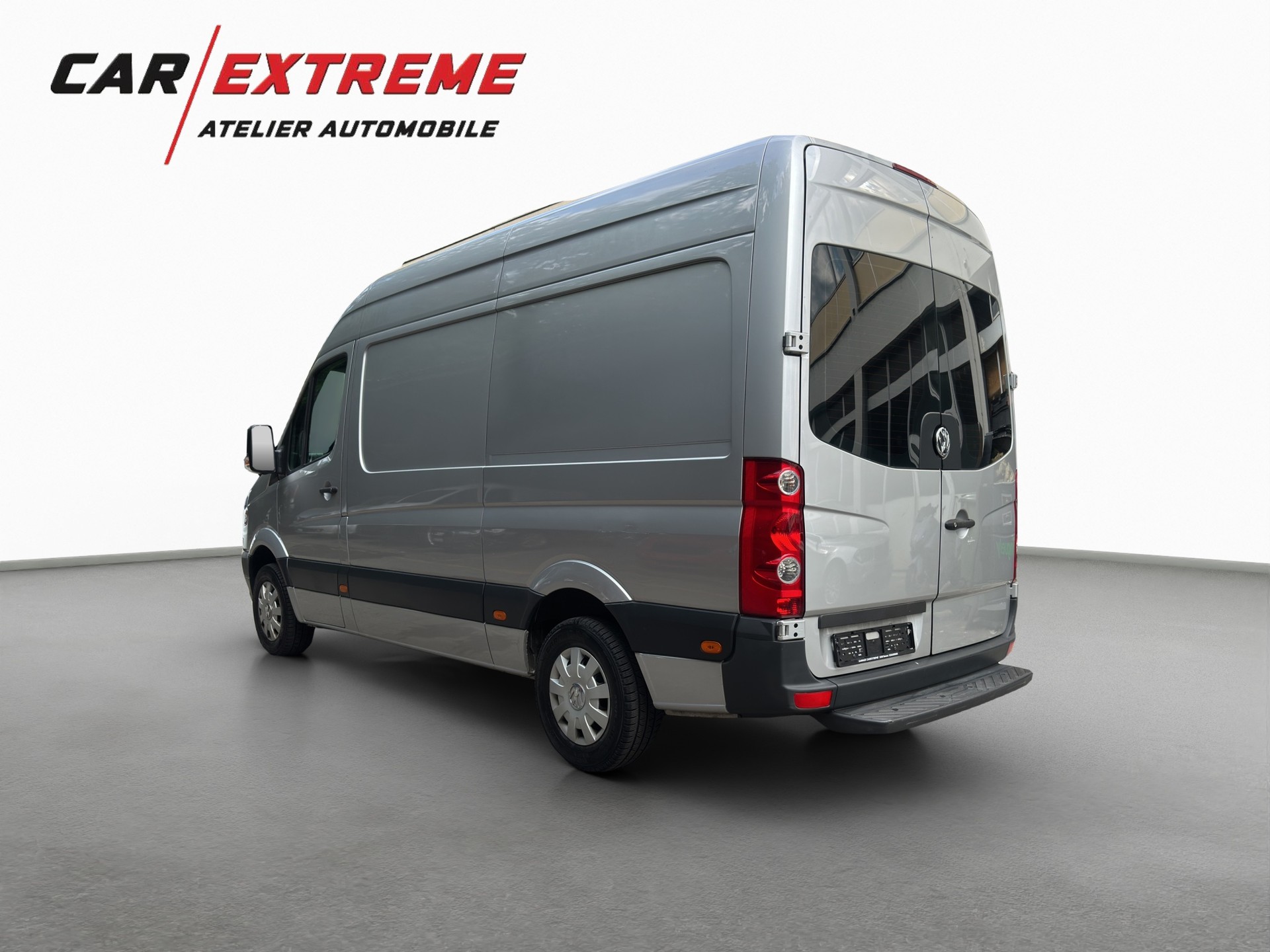 VW Crafter 35 2.0 TDI CR-image-6