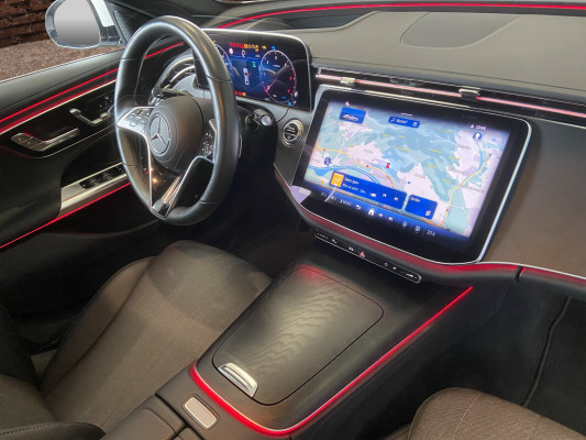 MERCEDES-BENZ E 220 d 4Matic-image-13