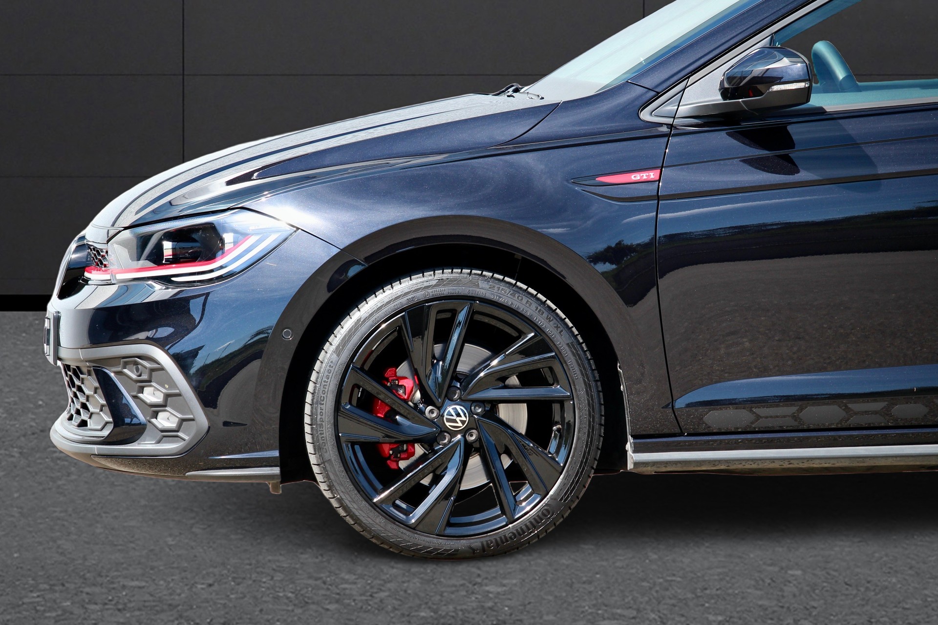 VW Polo 2.0 TSI GTI Edition 25 Years DSG "ONE of 2500" ° CH-Fahrzeug mit laufender Werks-Garantie bis 04.2028-image-3