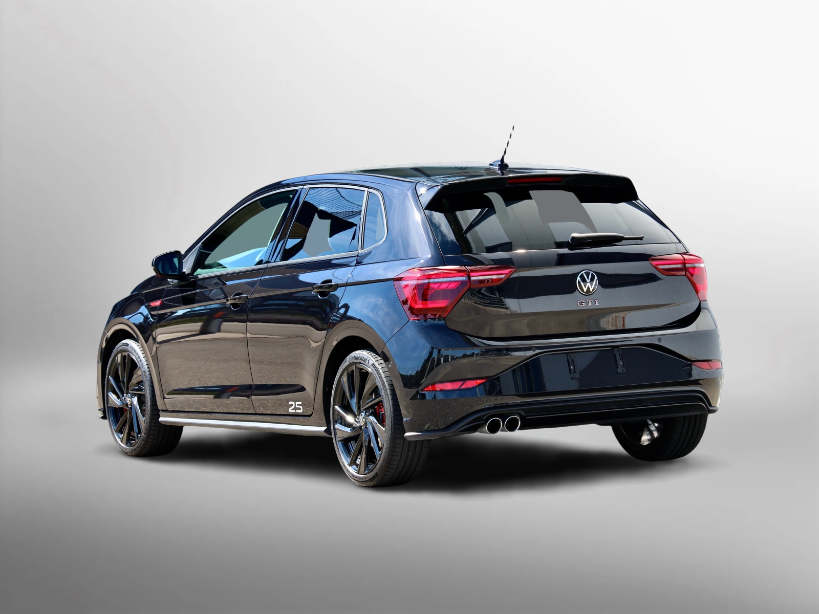 VW Polo 2.0 TSI GTI Edition 25 Years DSG "ONE of 2500" ° CH-Fahrzeug mit laufender Werks-Garantie bis 04.2028-image-5