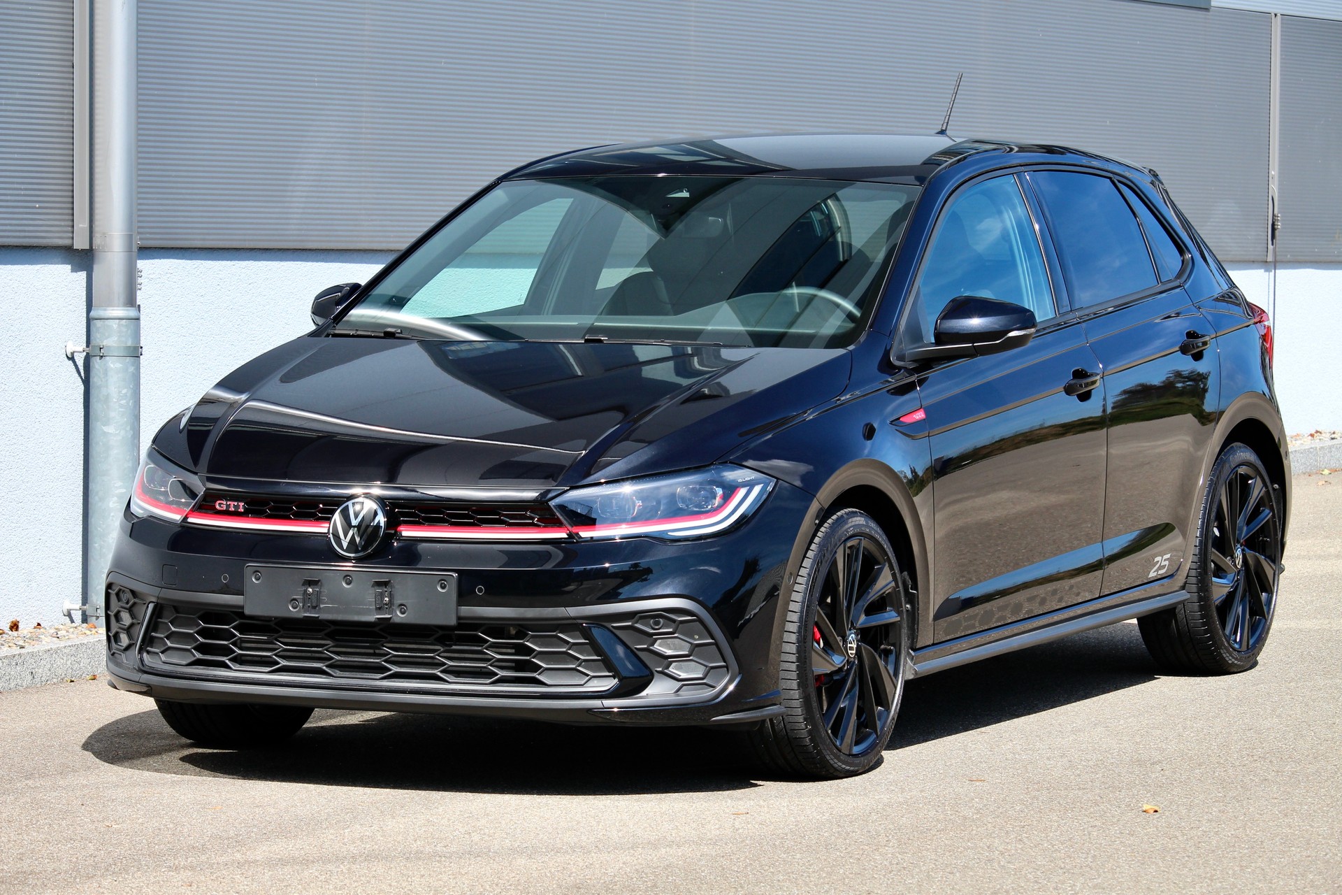 VW Polo 2.0 TSI GTI Edition 25 Years DSG "ONE of 2500" ° CH-Fahrzeug mit laufender Werks-Garantie bis 04.2028-image-1