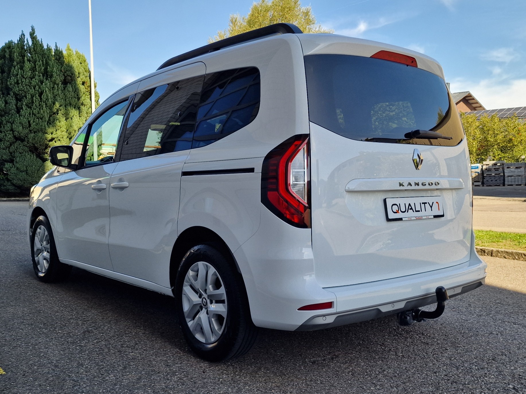RENAULT Kangoo 1.3 TCe 100 PF Equilibre-image-5
