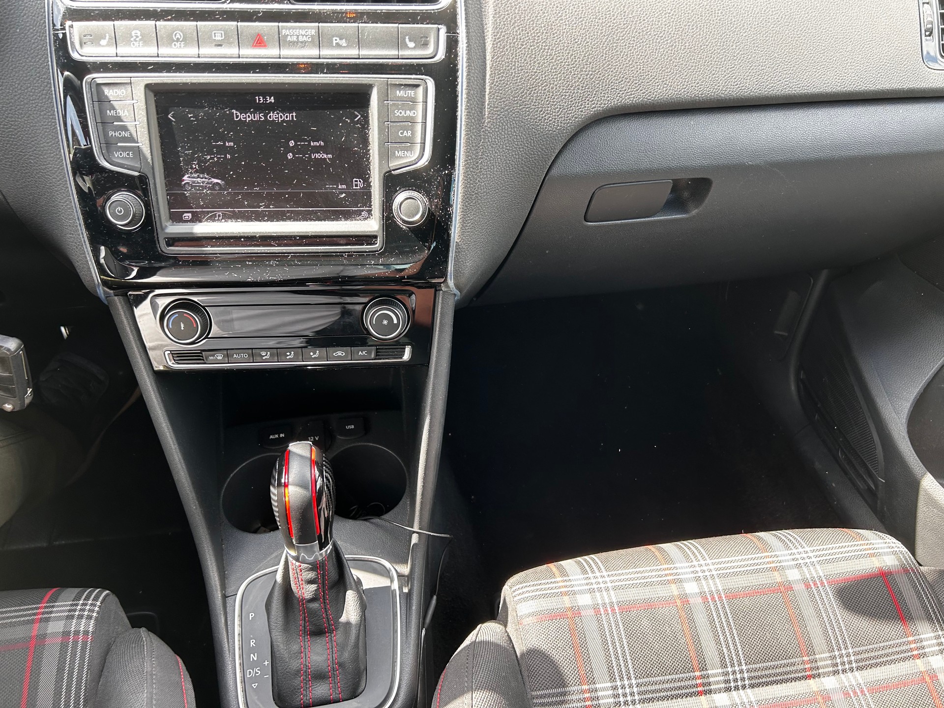 VW Polo 1.8 TSI GTI DSG-image-11