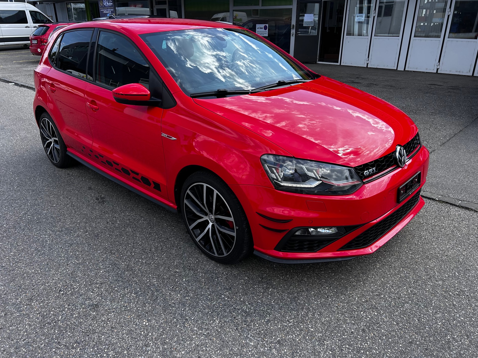VW Polo 1.8 TSI GTI DSG-image-2