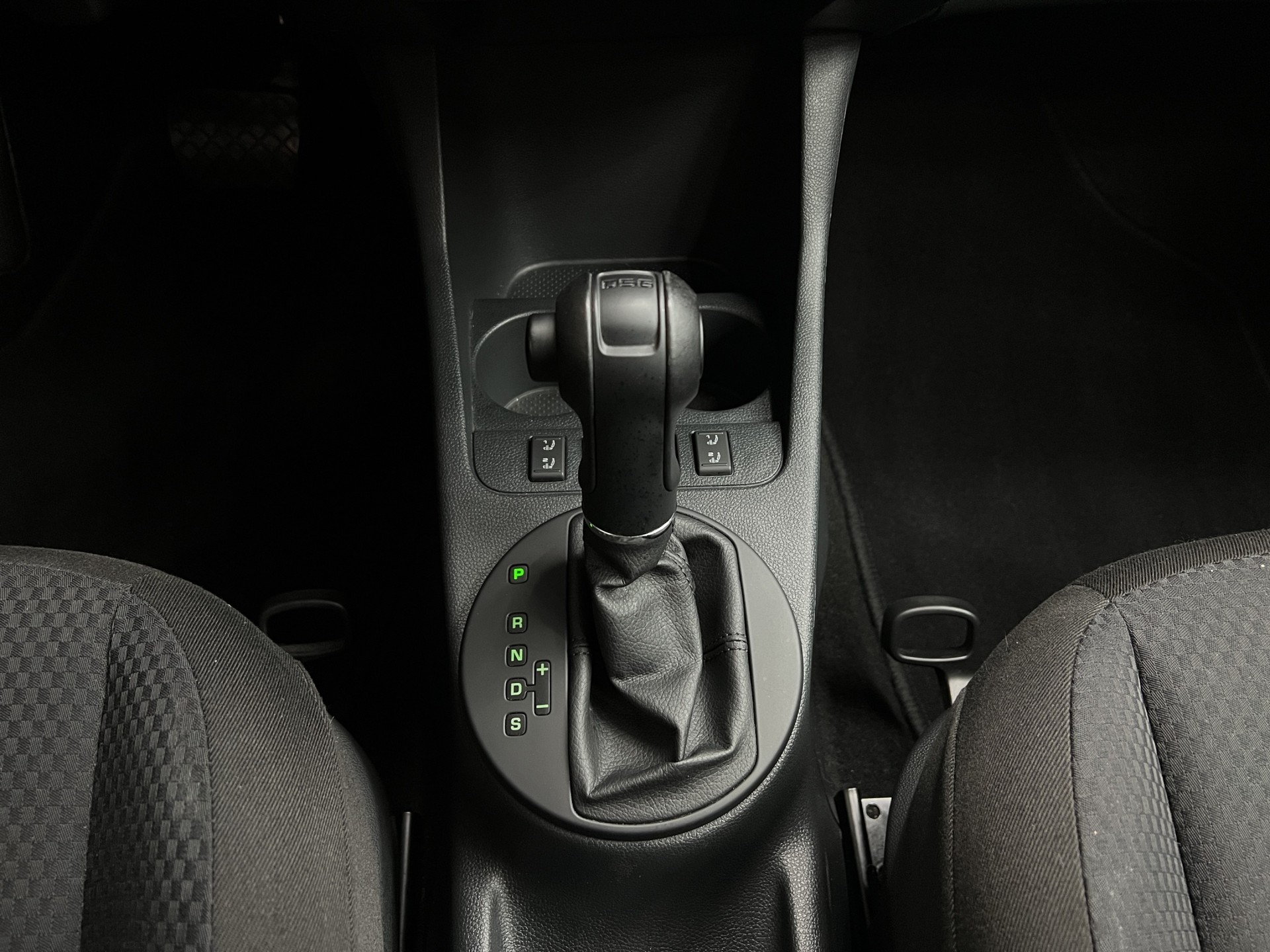 SKODA Fabia 1.2 TSI Ambition Plus DSG-image-11