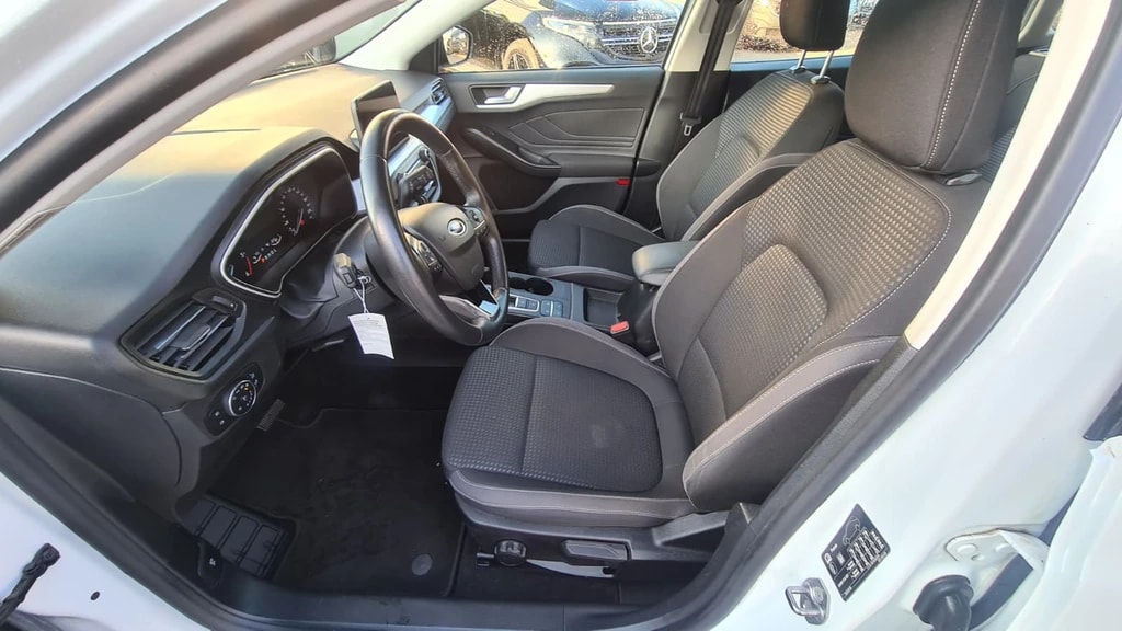 FORD Focus 1.5 TDCi Cool Connect Automatic ** Gr-Navi ** RF-Kamera ** Sitzheizung ** Frisch Ab MFK & Service **-image-11