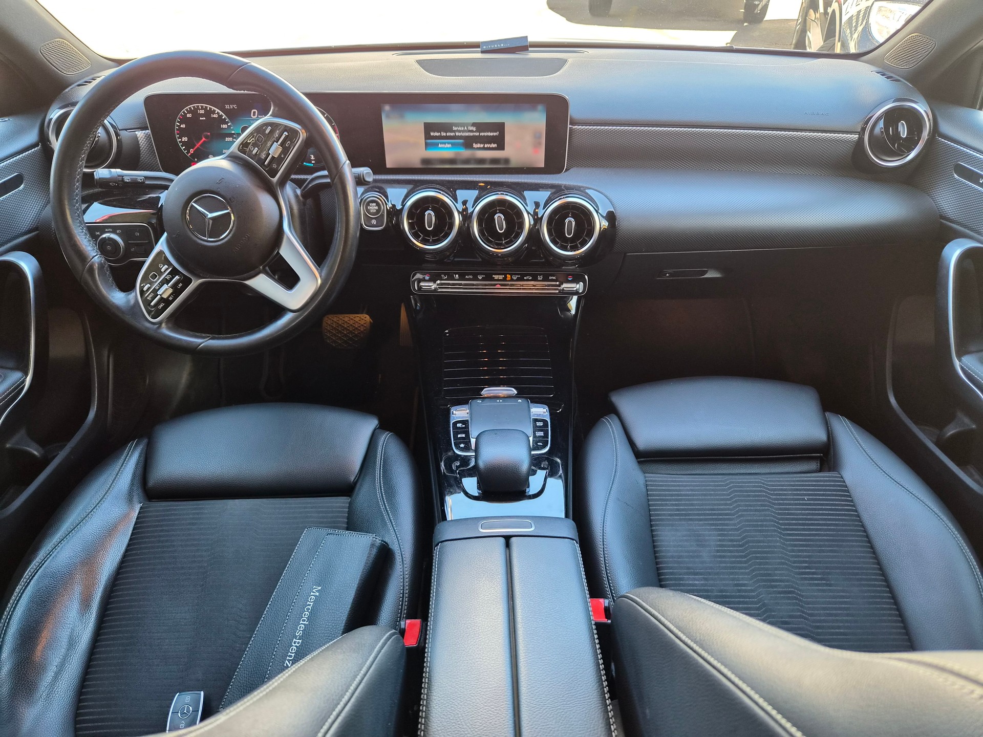 MERCEDES-BENZ A 180 d Style 7G-DCT-image-8