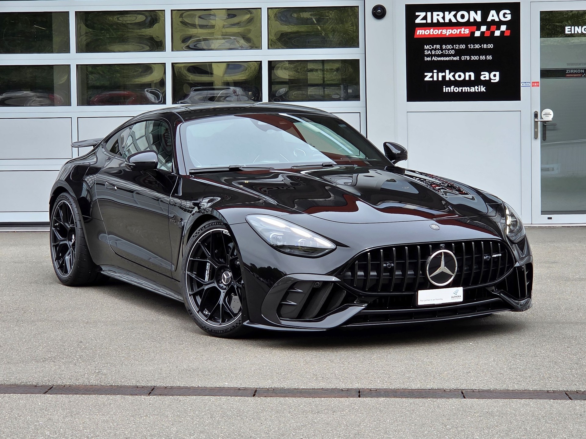 MERCEDES-BENZ AMG GT 63 PRO 4Matic+ Executive Edition-image-1