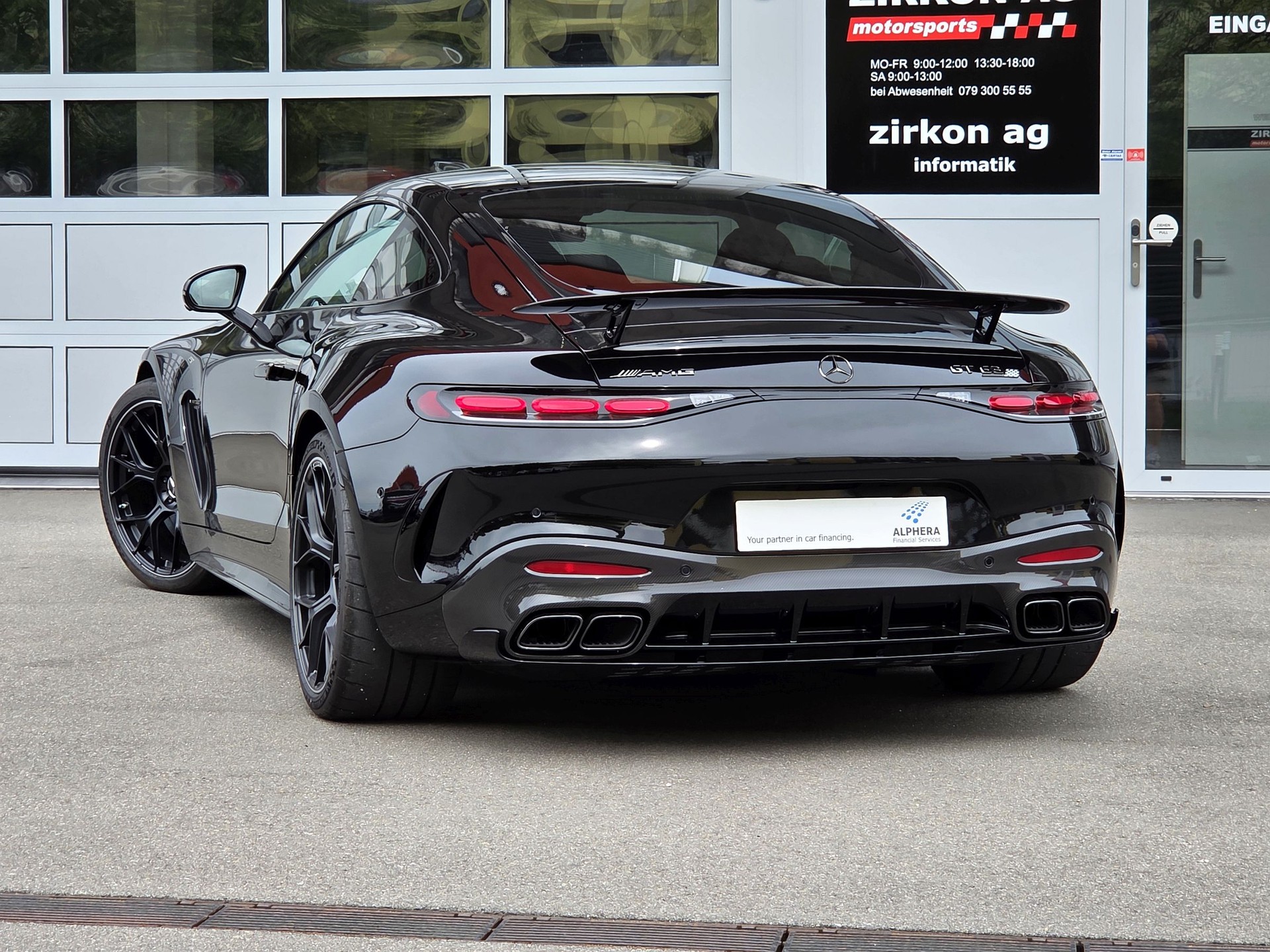 MERCEDES-BENZ AMG GT 63 PRO 4Matic+ Executive Edition-image-5