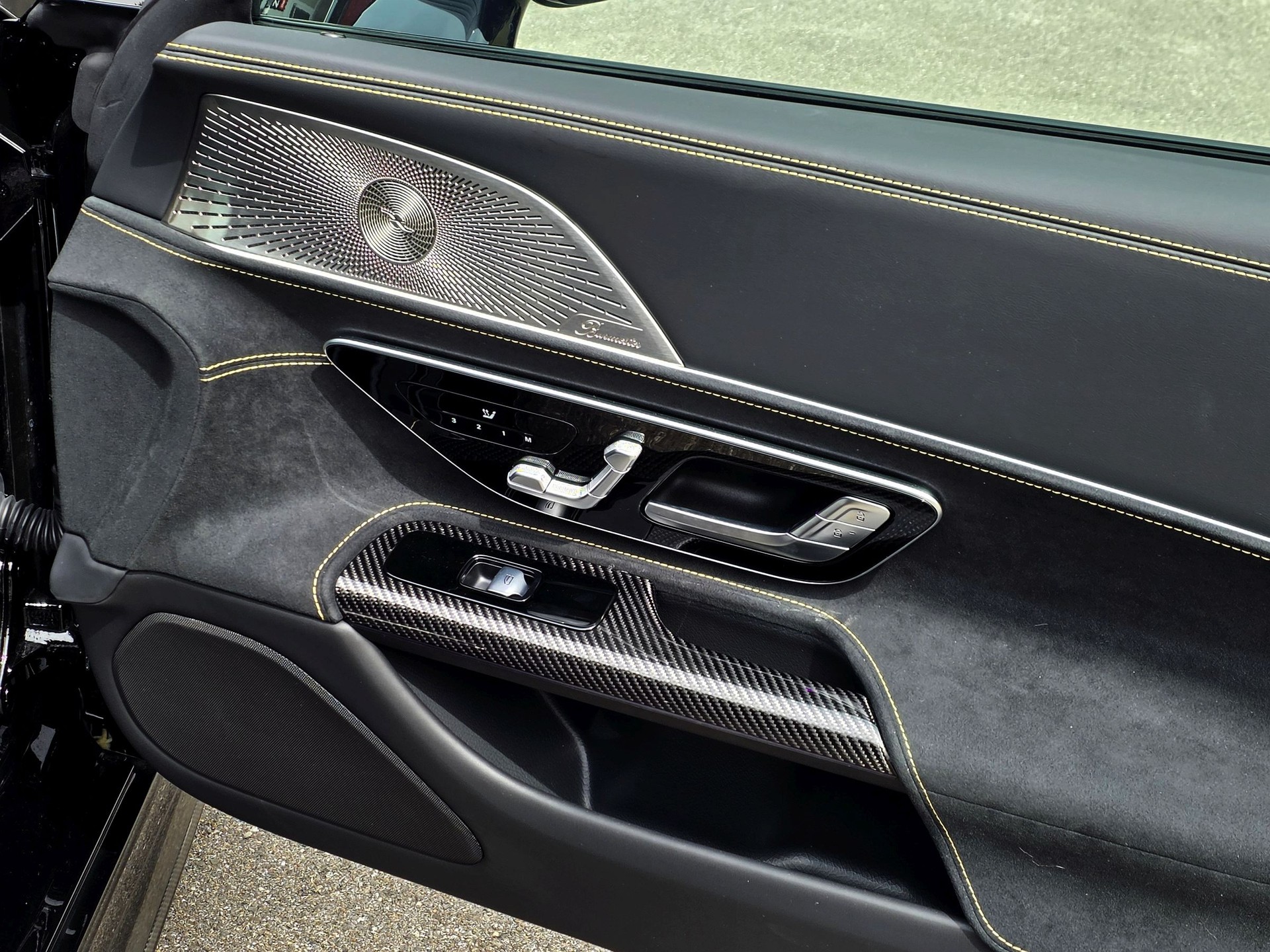 MERCEDES-BENZ AMG GT 63 PRO 4Matic+ Executive Edition-image-13