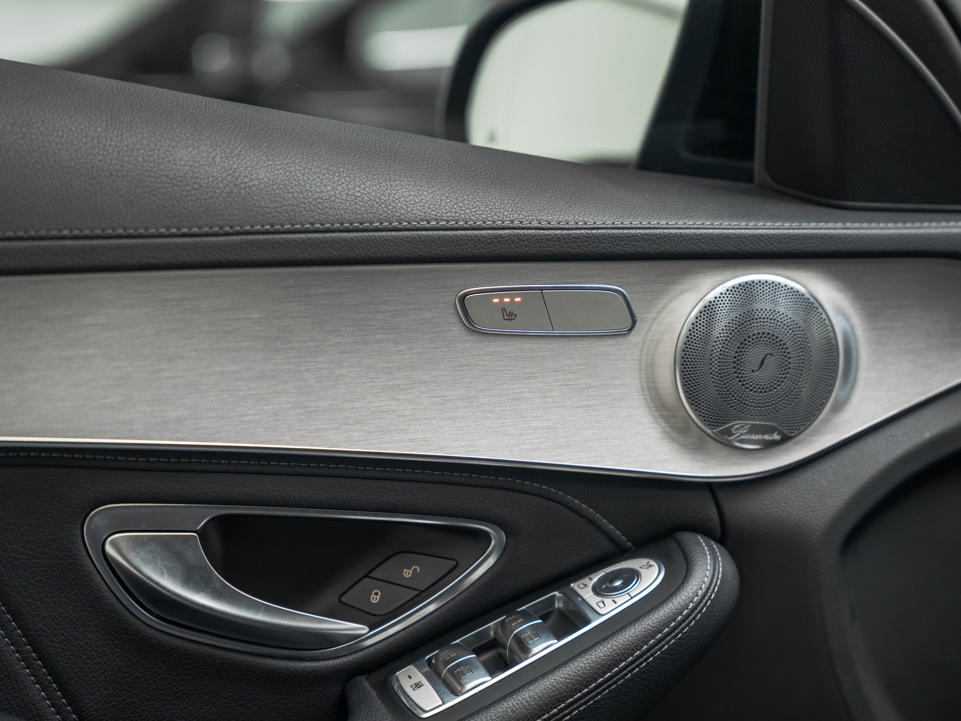 MERCEDES-BENZ C 63 AMG Speedshift-image-18