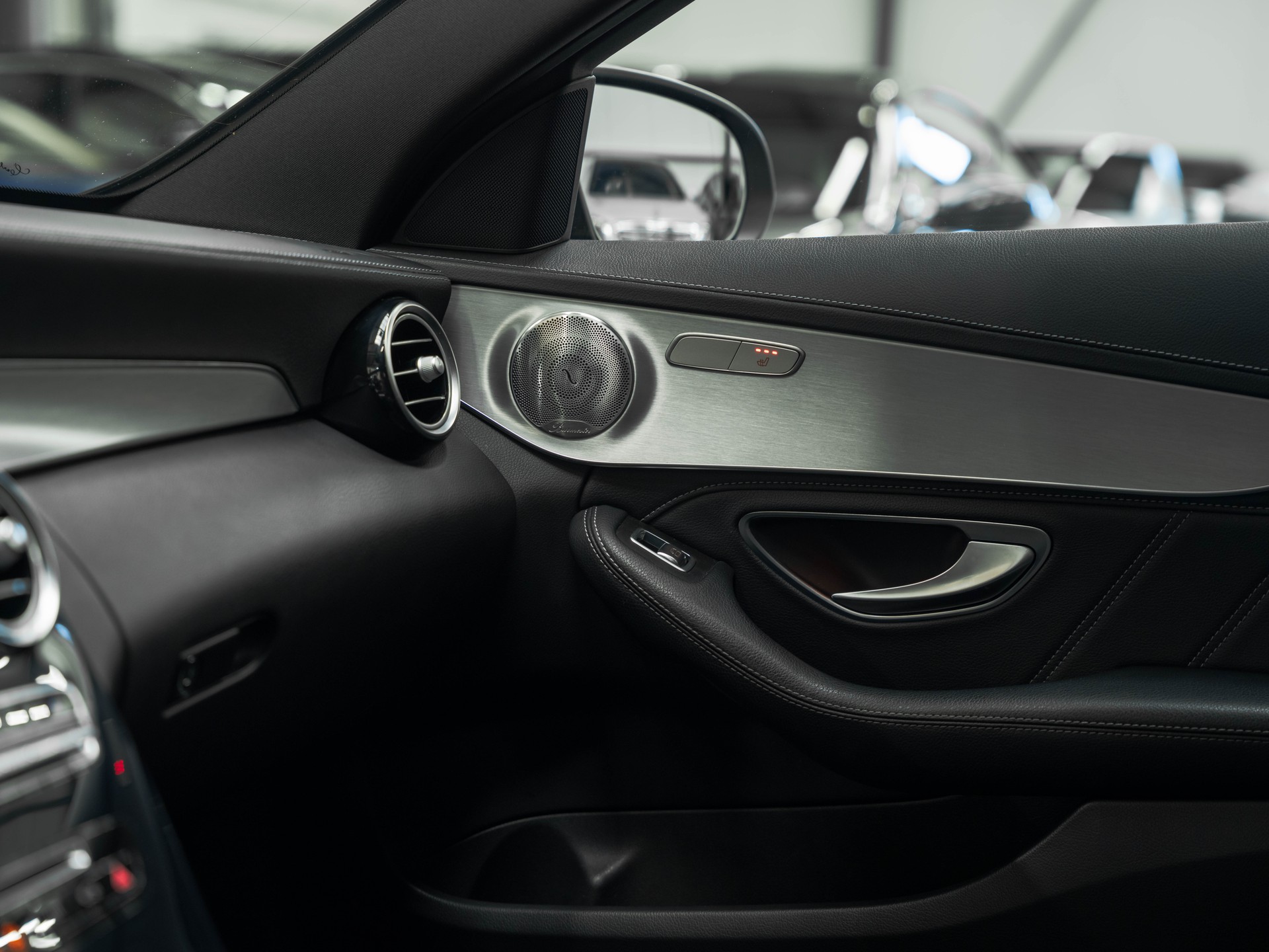 MERCEDES-BENZ C 63 AMG Speedshift-image-21