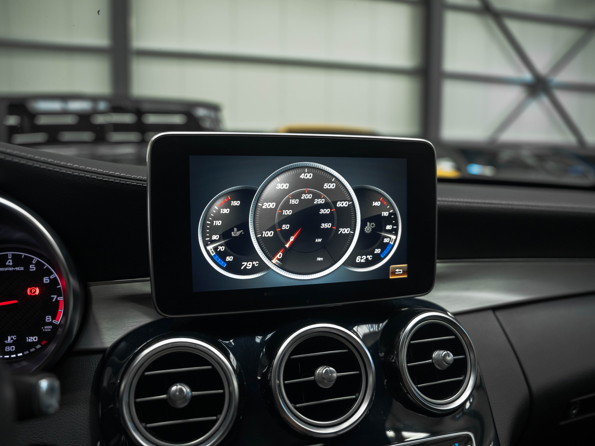 MERCEDES-BENZ C 63 AMG Speedshift-image-29
