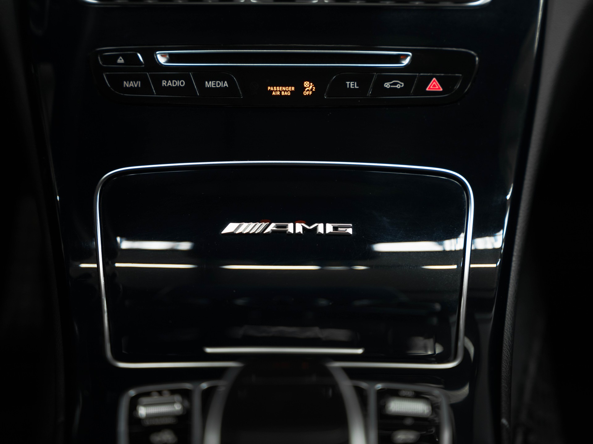 MERCEDES-BENZ C 63 AMG Speedshift-image-24