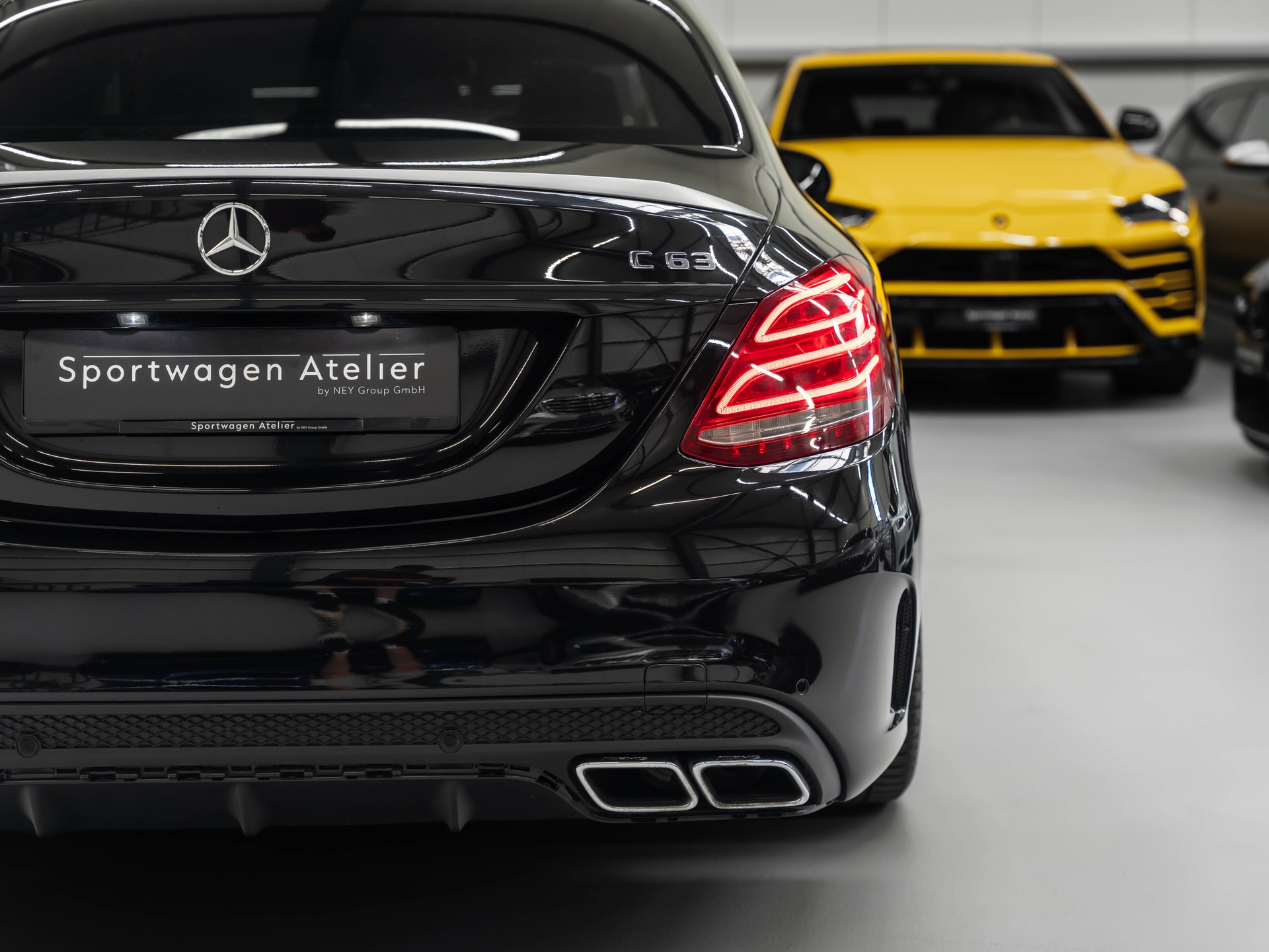 MERCEDES-BENZ C 63 AMG Speedshift-image-14