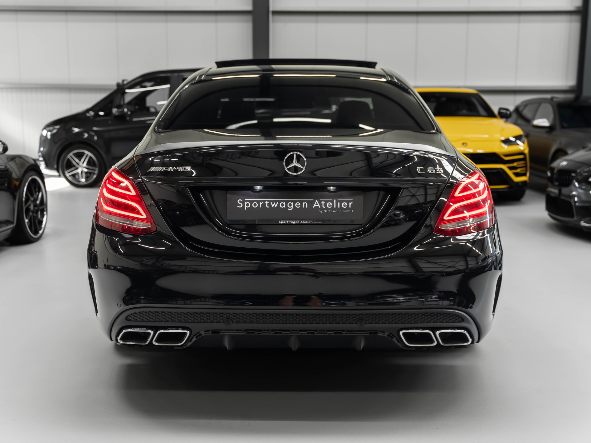 MERCEDES-BENZ C 63 AMG Speedshift-image-2